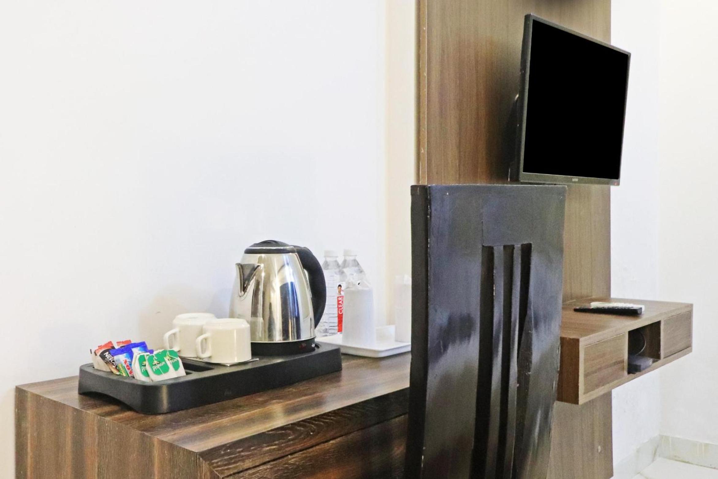 Hotel Mayda Prime Near Delhi Airport