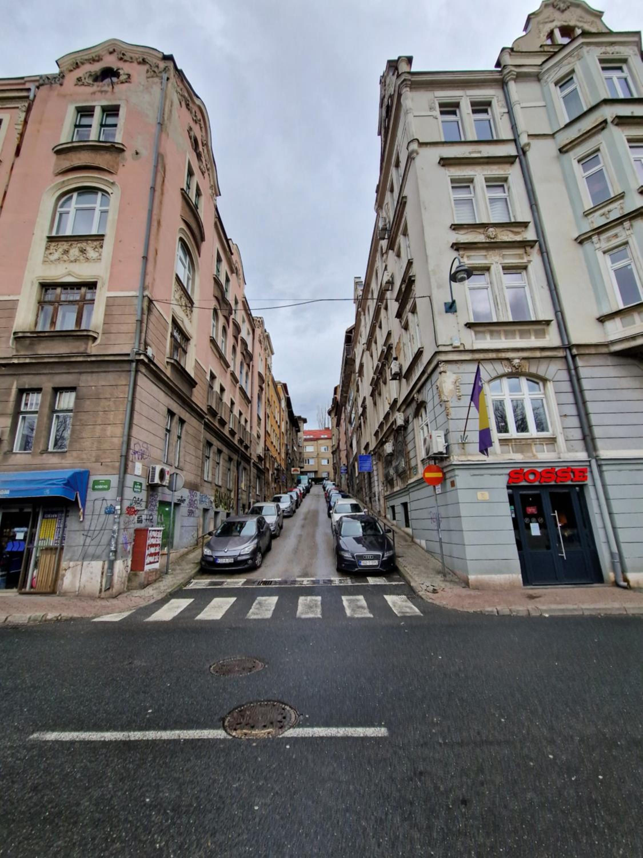 Una Apartment