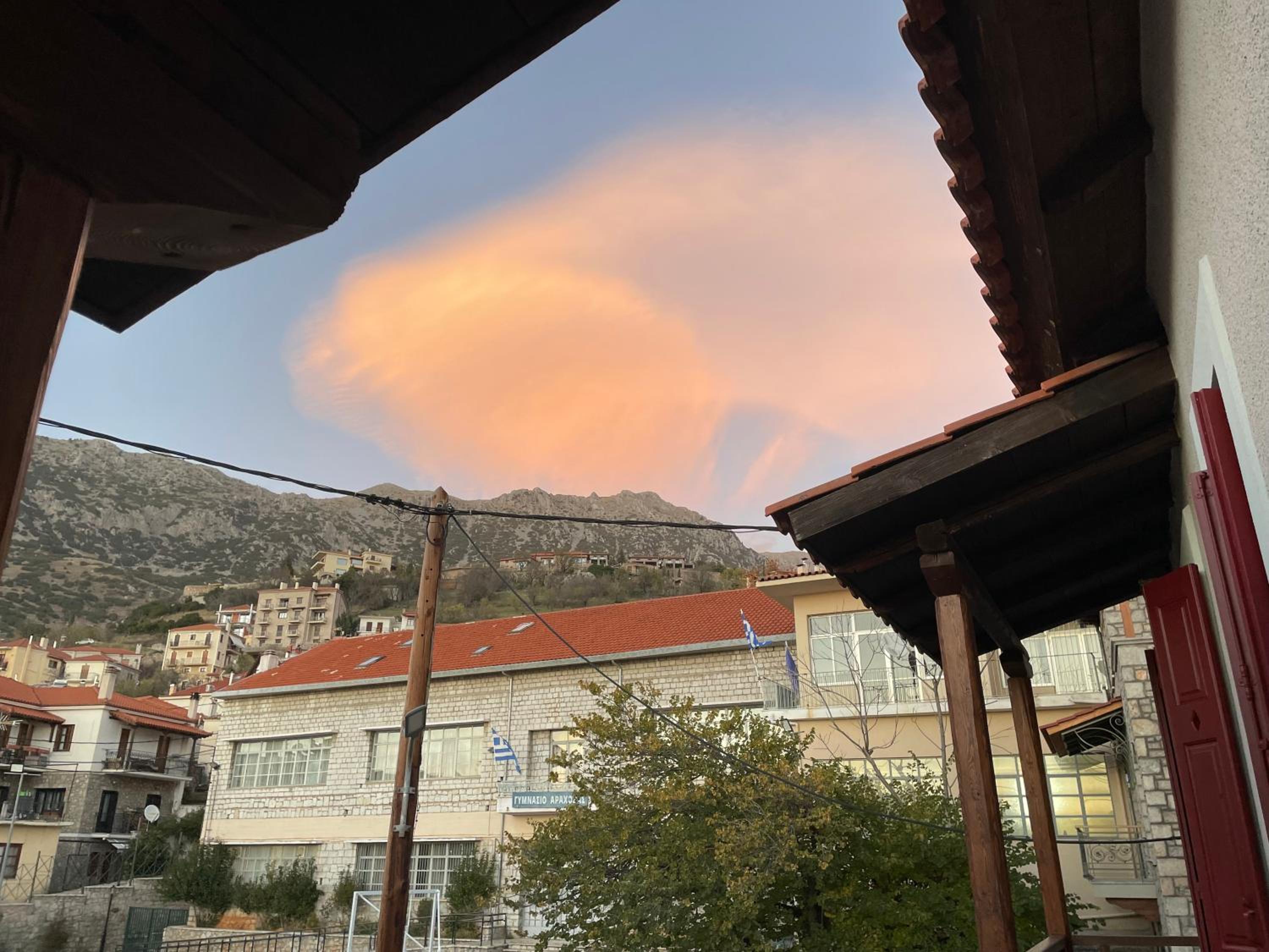 Arachova center - traditional residence photo 3