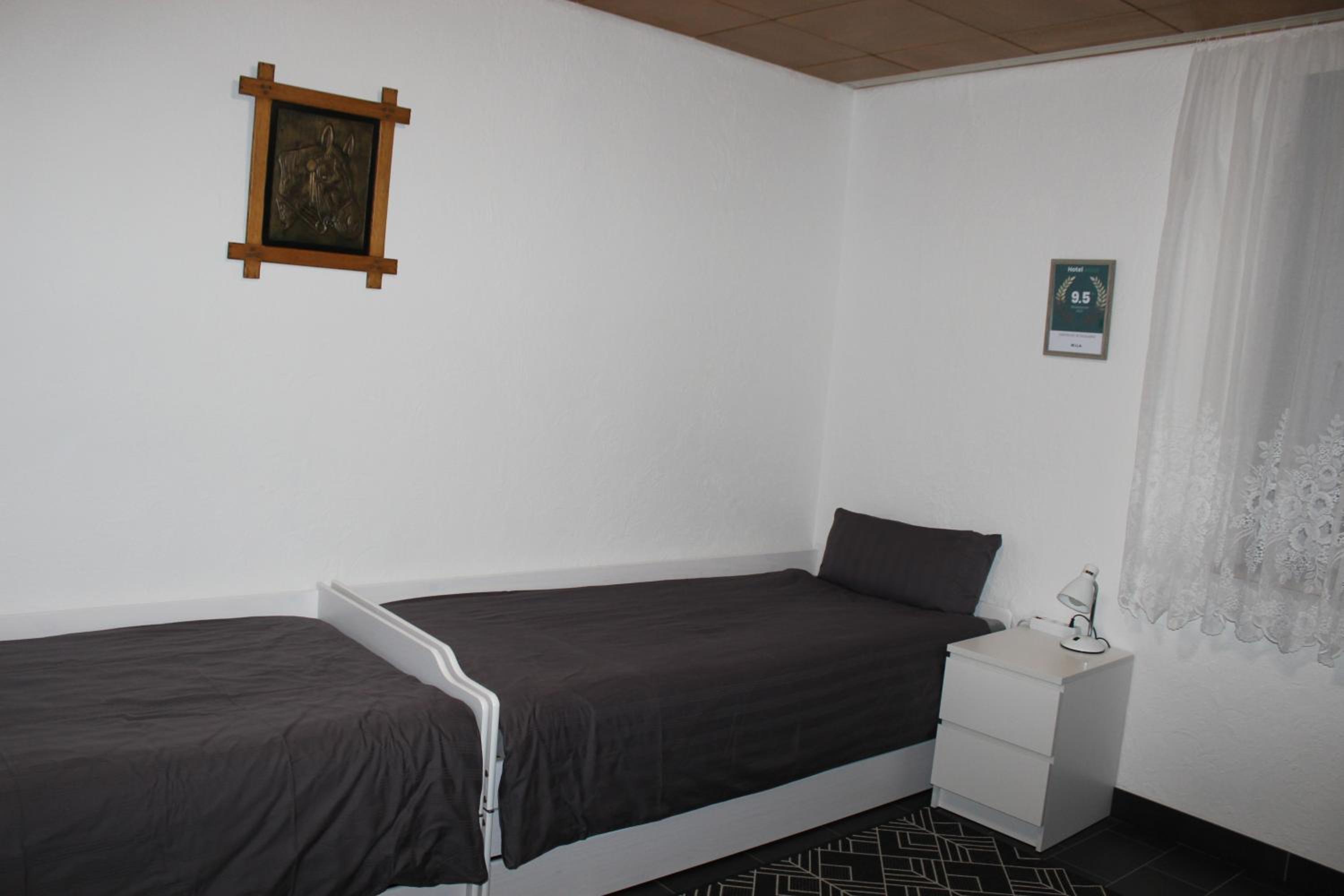 Photo 42