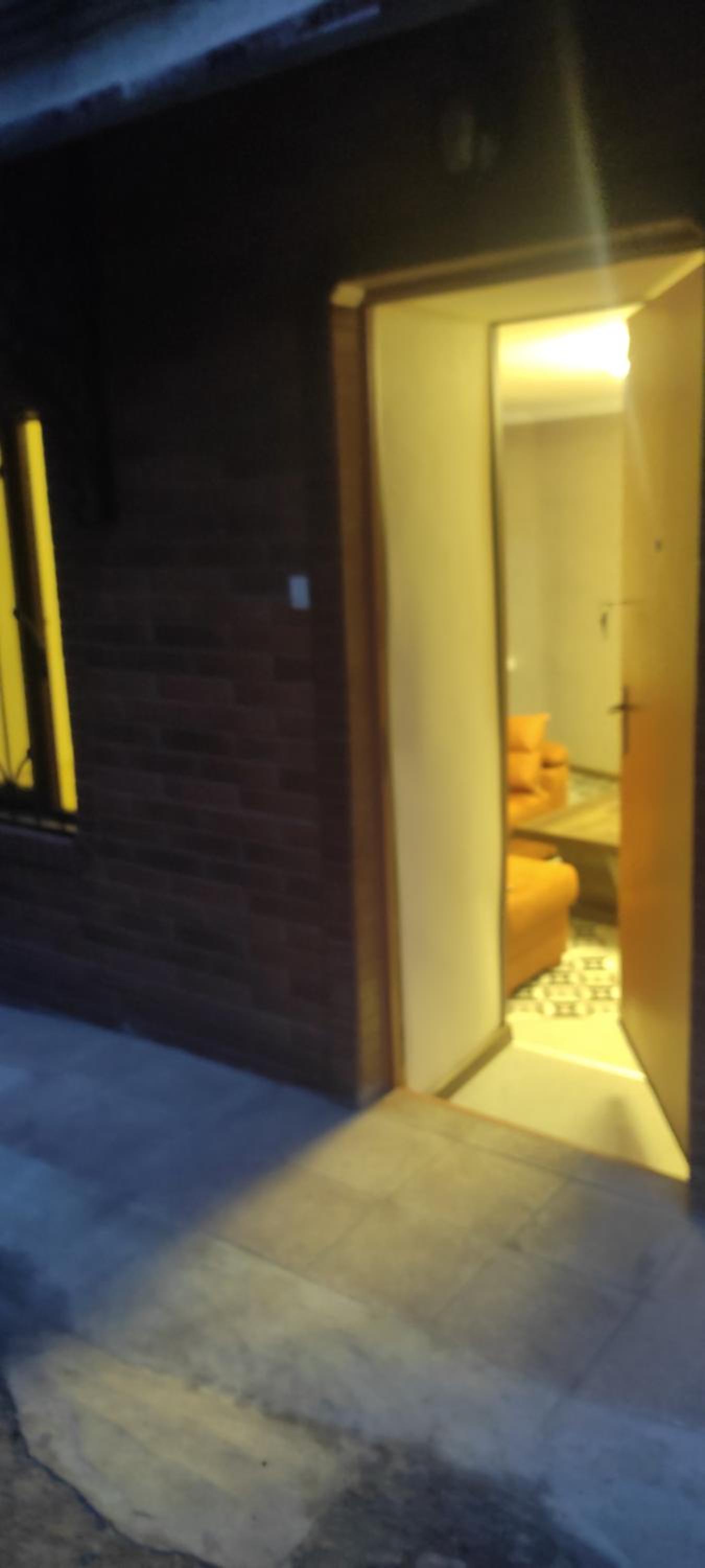 Guga gold view 3