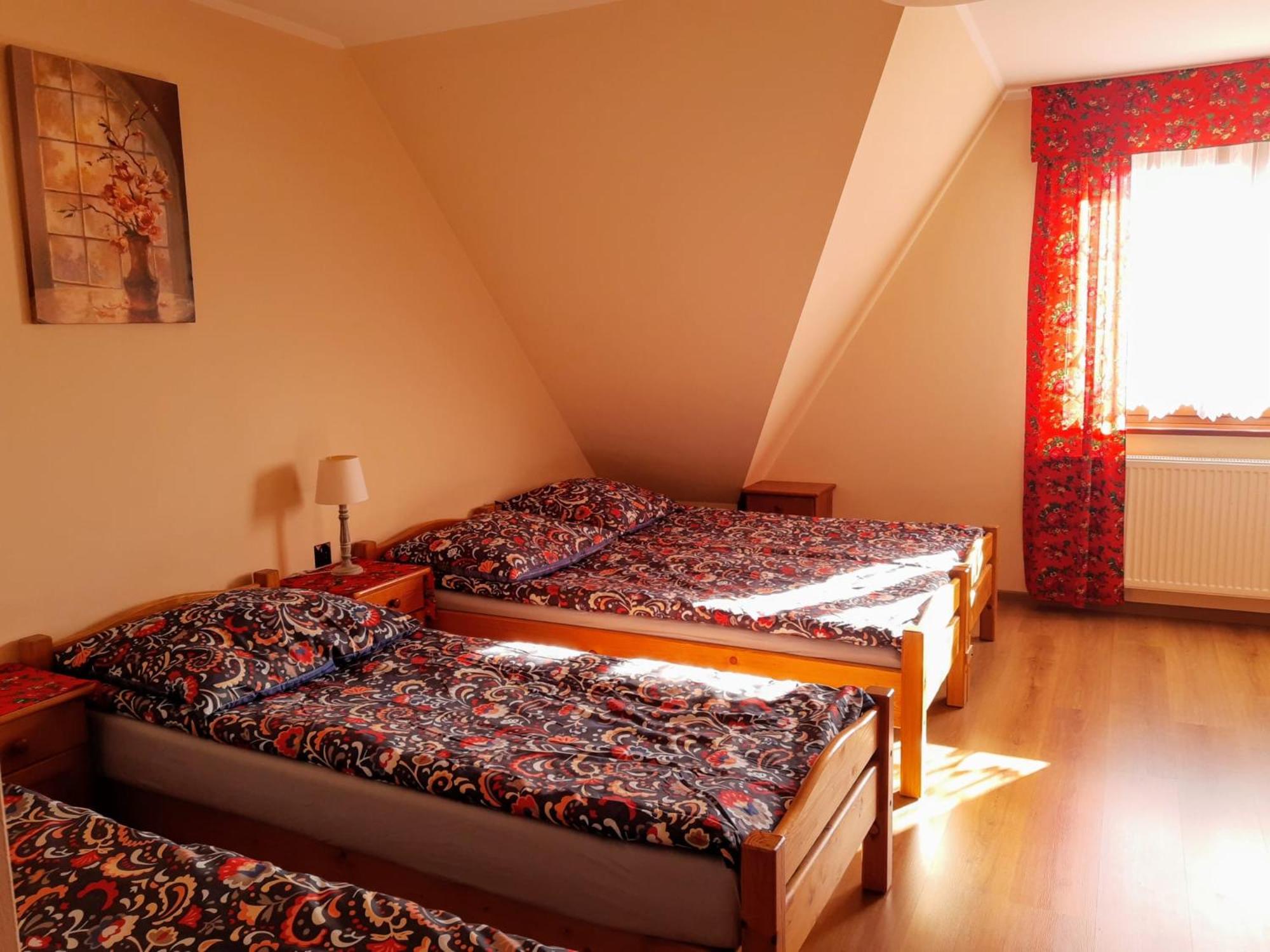 Photo 48