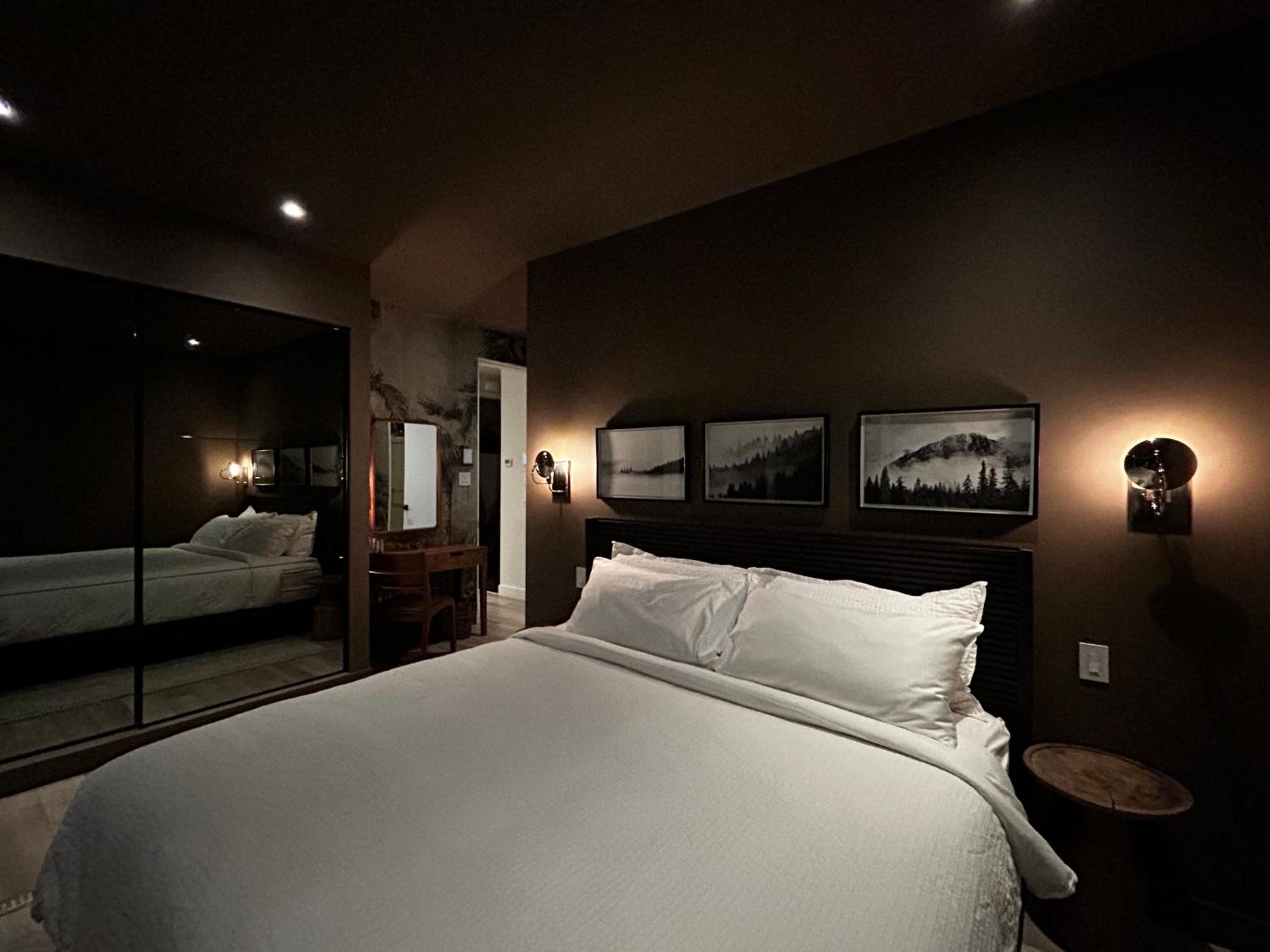 Luxury Mountain Retreat with Spa Near Mont Tremblant