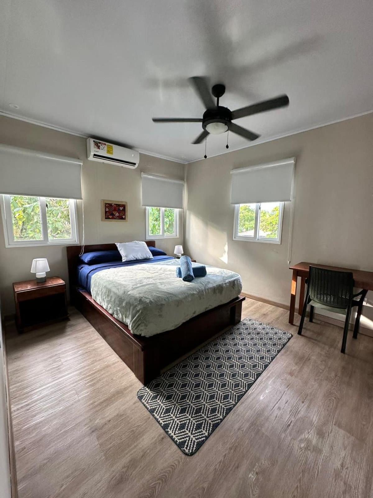 Seaside Apartment near Bocas Town view 2