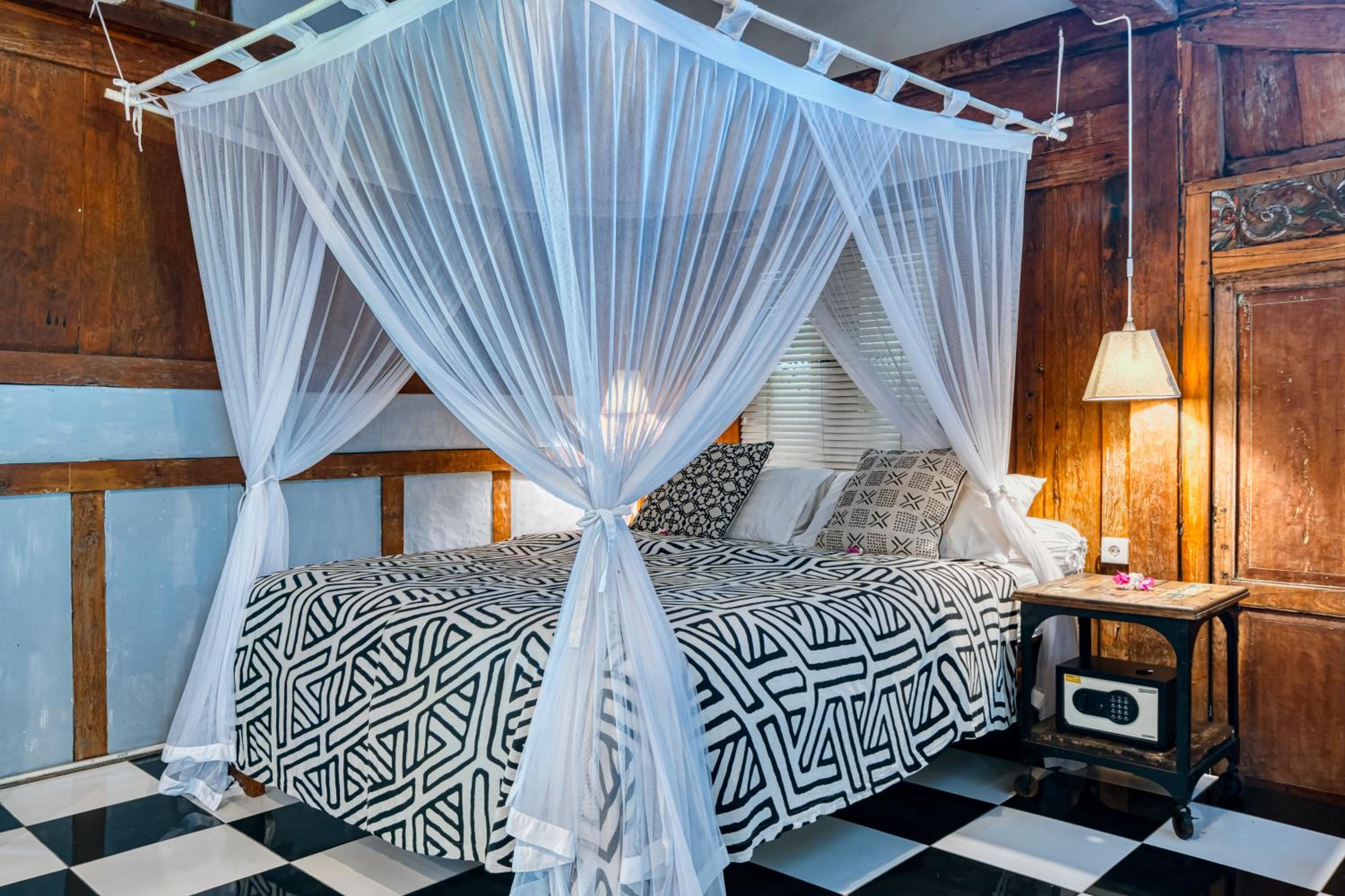 Villa Kalis, 10BR, Sleeps 24, Perfect for Groups, Best Value Seminyak photo 3