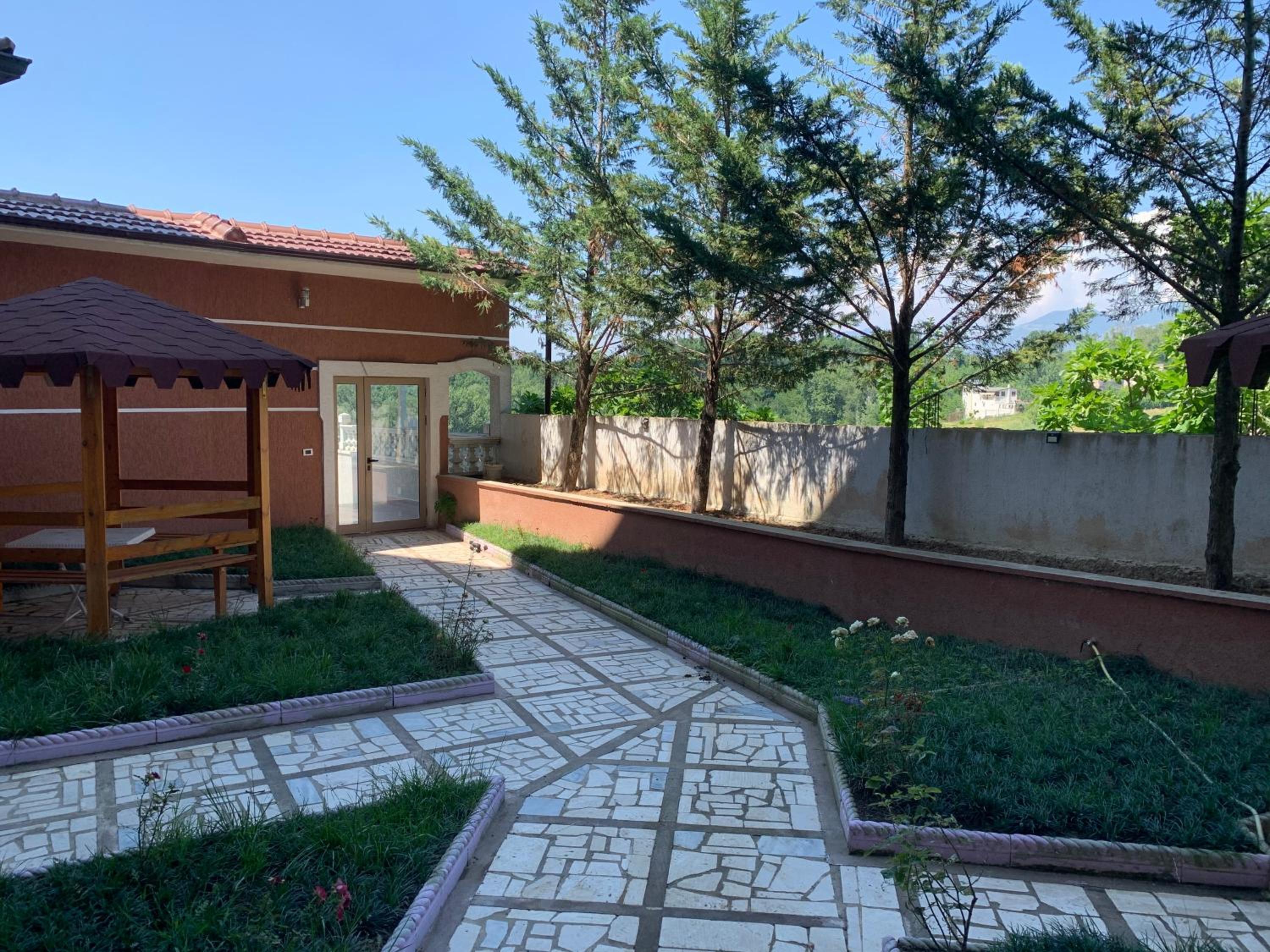 New villa apartment photo 2