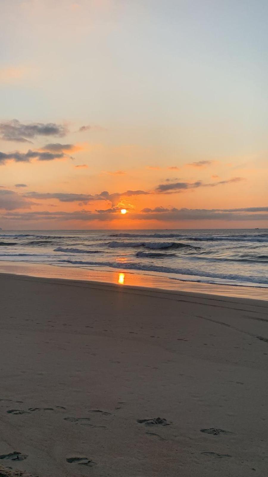 Casa Pé na Areia