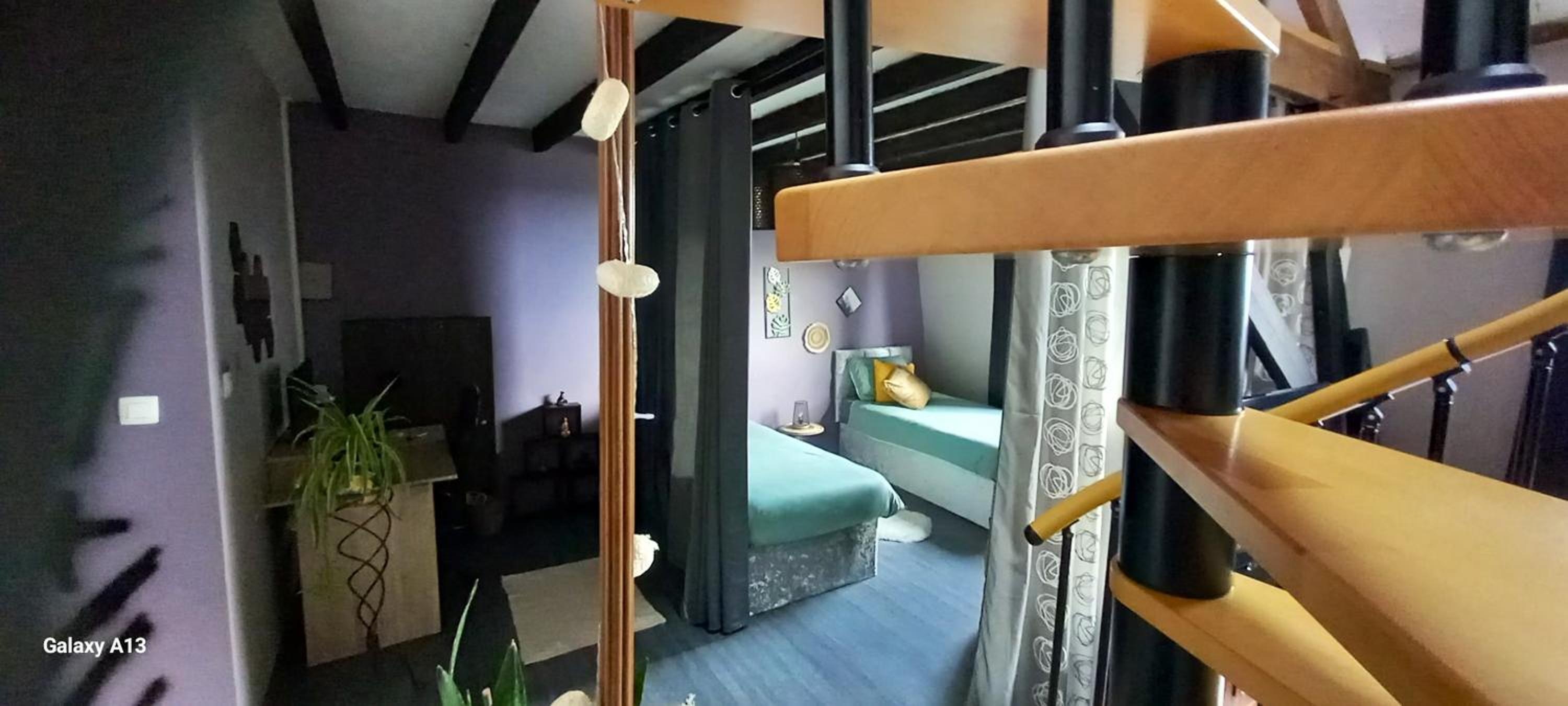 Spacious apartment in Frameries 94 m² with parking includeda