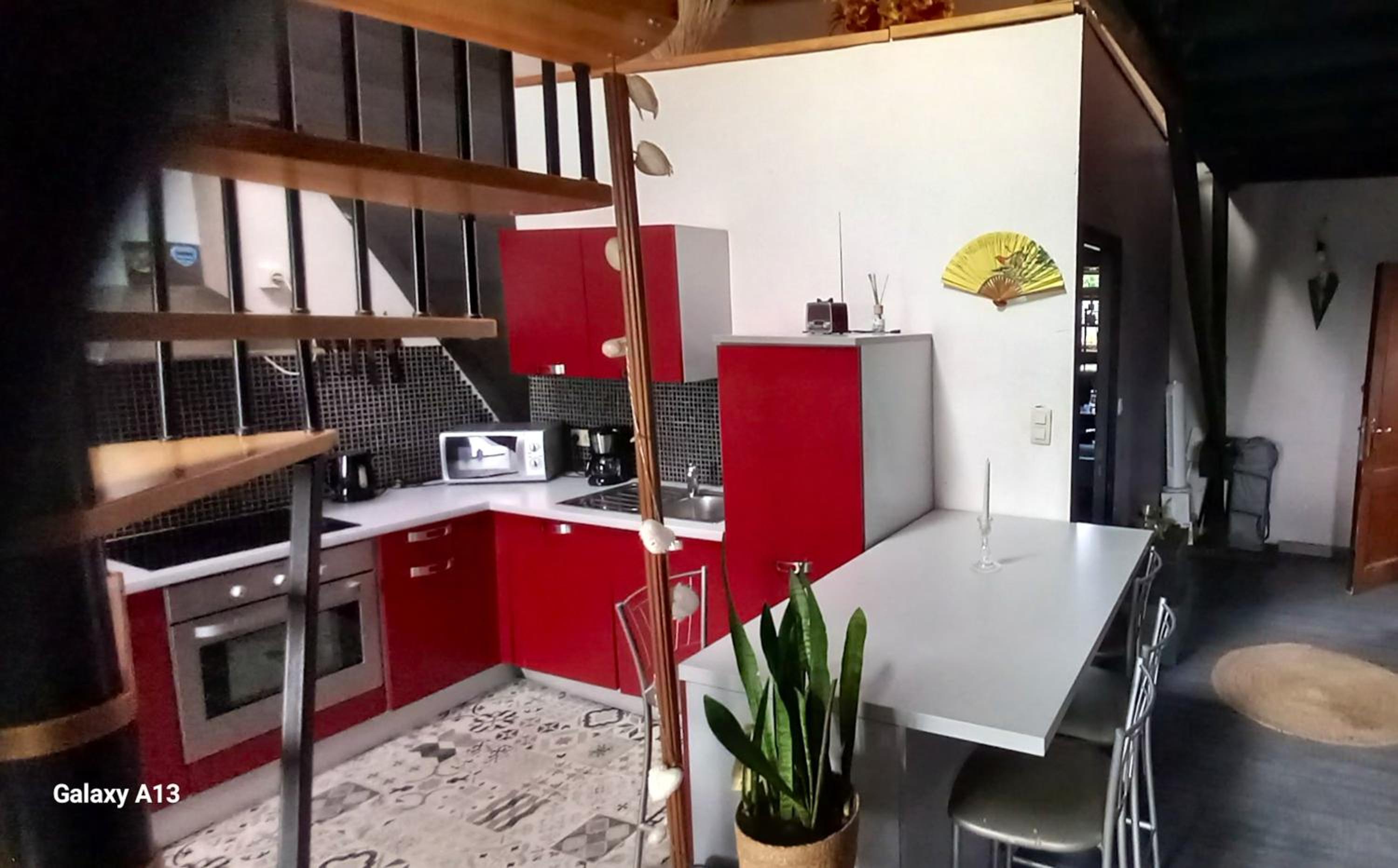 Spacious apartment in Frameries 94 m² with parking includeda