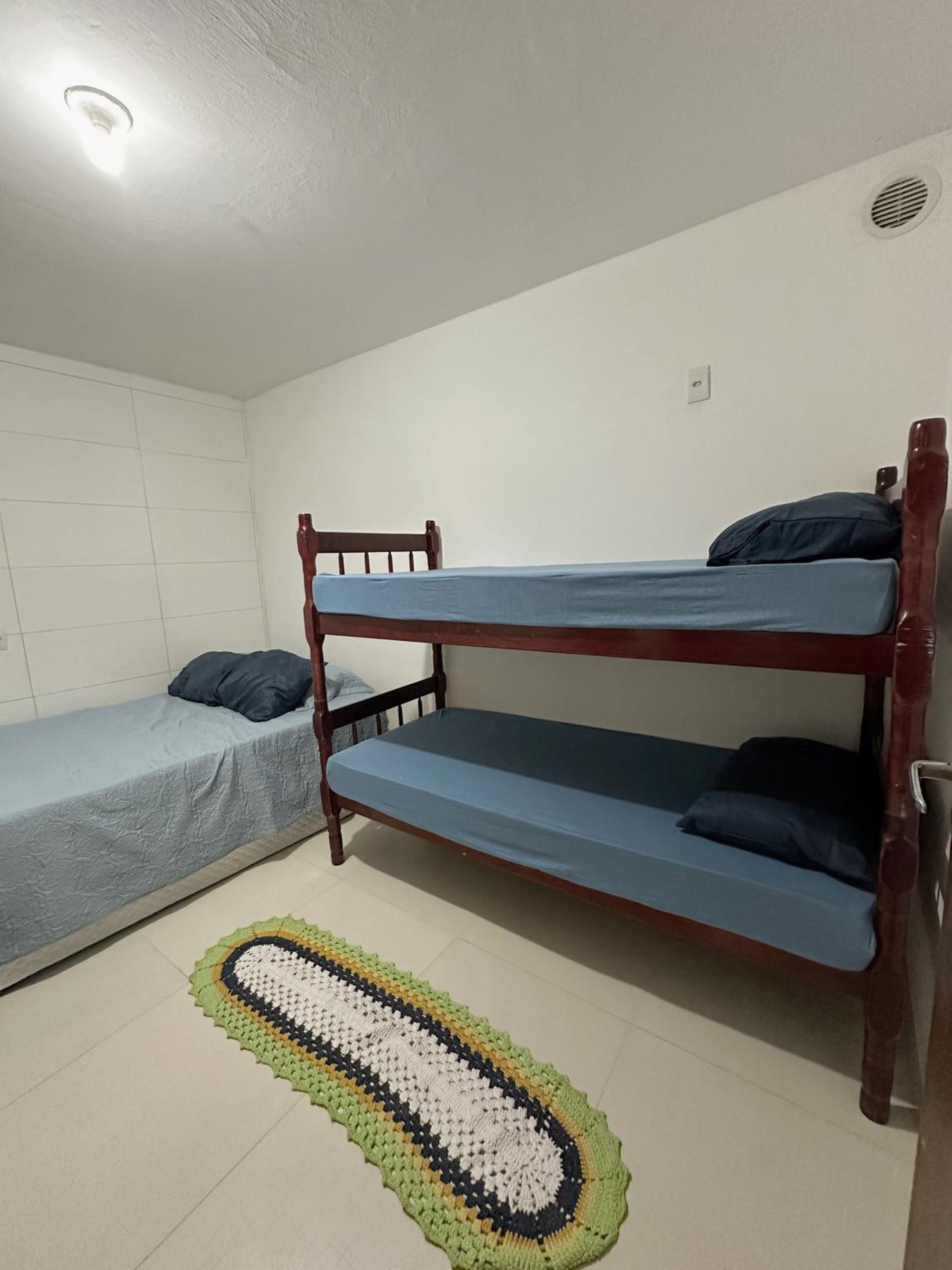 Casa03 em Mariscal-Canto Grande a 150mts da praia