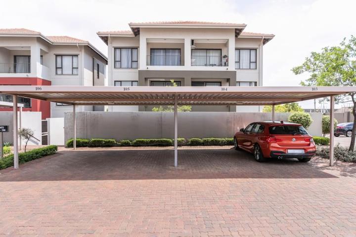 Nova Luxury Suites Fourways
