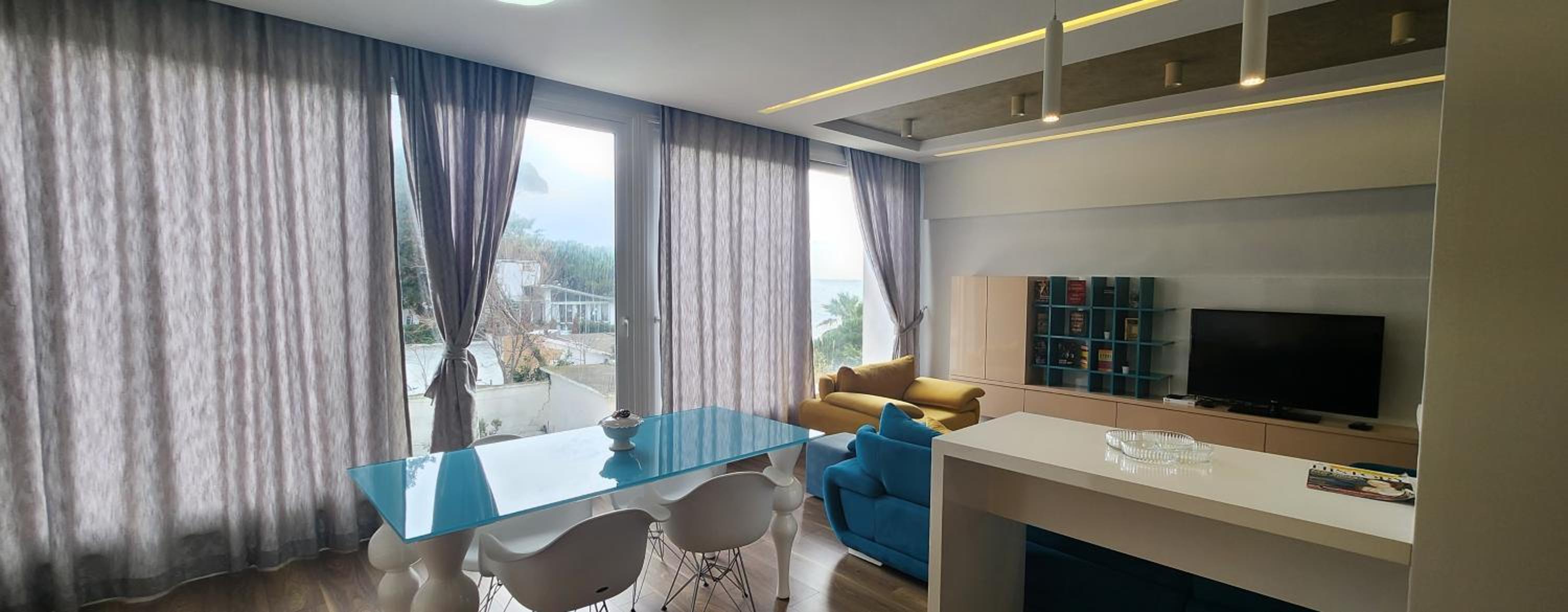 Sea&Sun&Sand Luxury Apartment in Durres