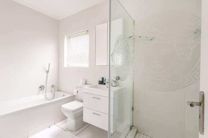 Nova Luxury Suites Fourways