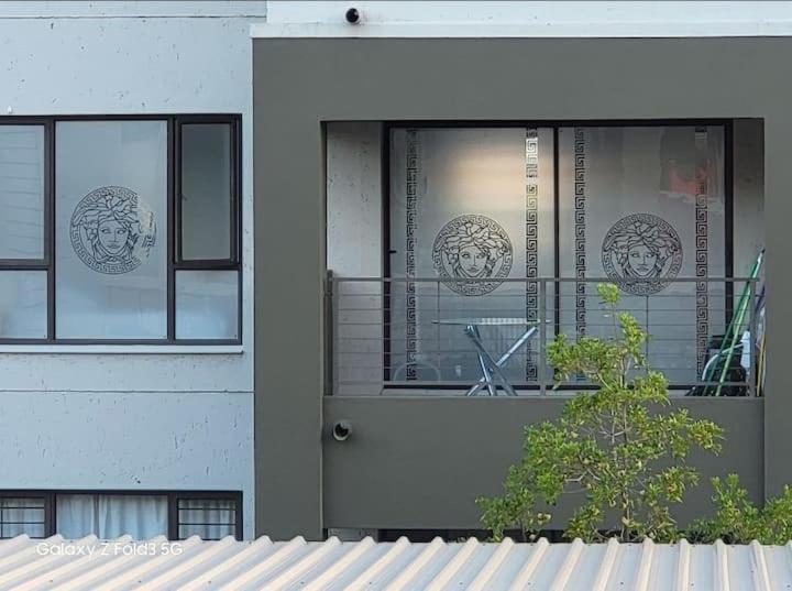 Nova Luxury Suites Fourways