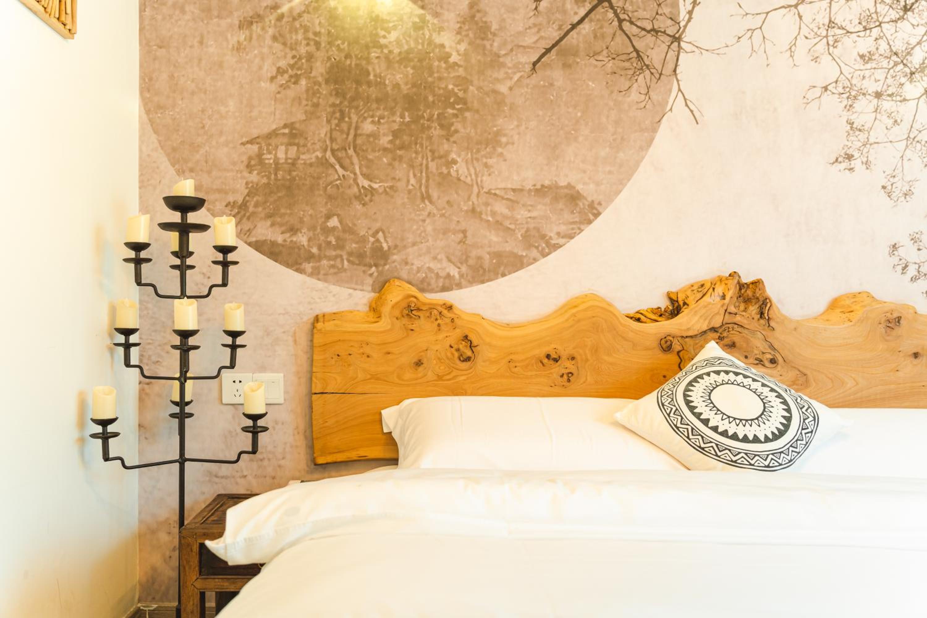 Millennium Ancient Town River View B&B 1
