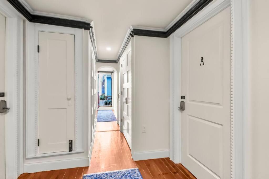 New2/2 Garden Apartment Historic view 5