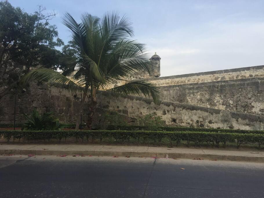 CHARMING COZY APARTMENT IN OLD CITY OF CARTAGENA