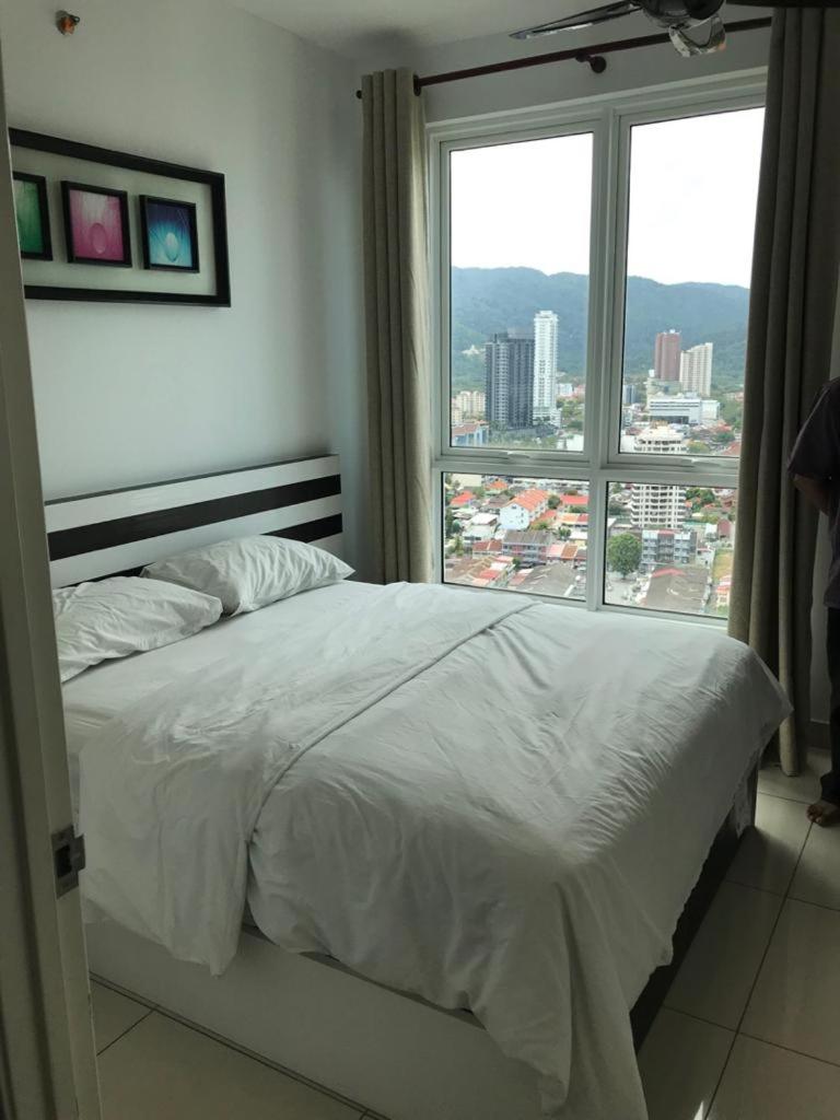 Seaview Condo 2Bedroom +2BR with city view photo 3