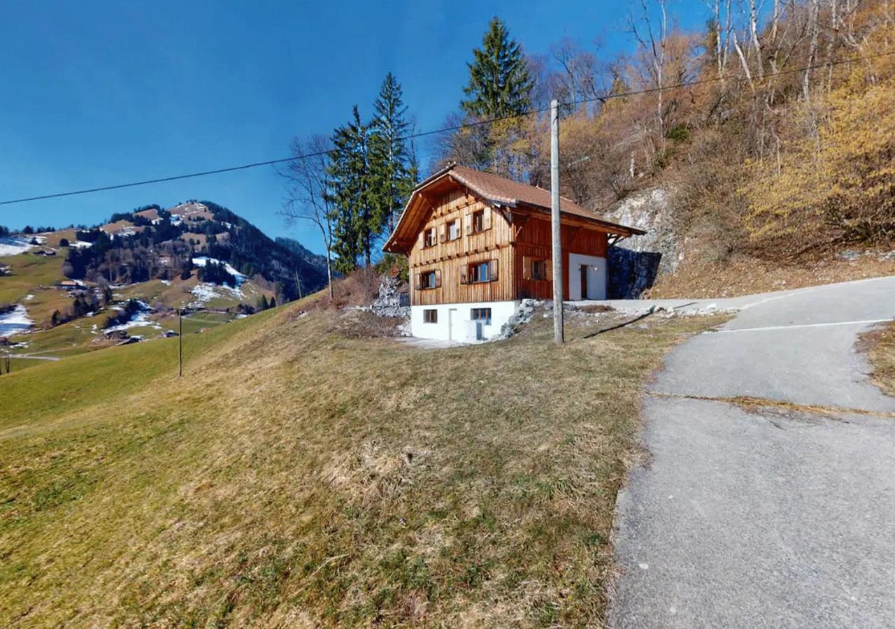 Chalet authentique avec magnifique vue