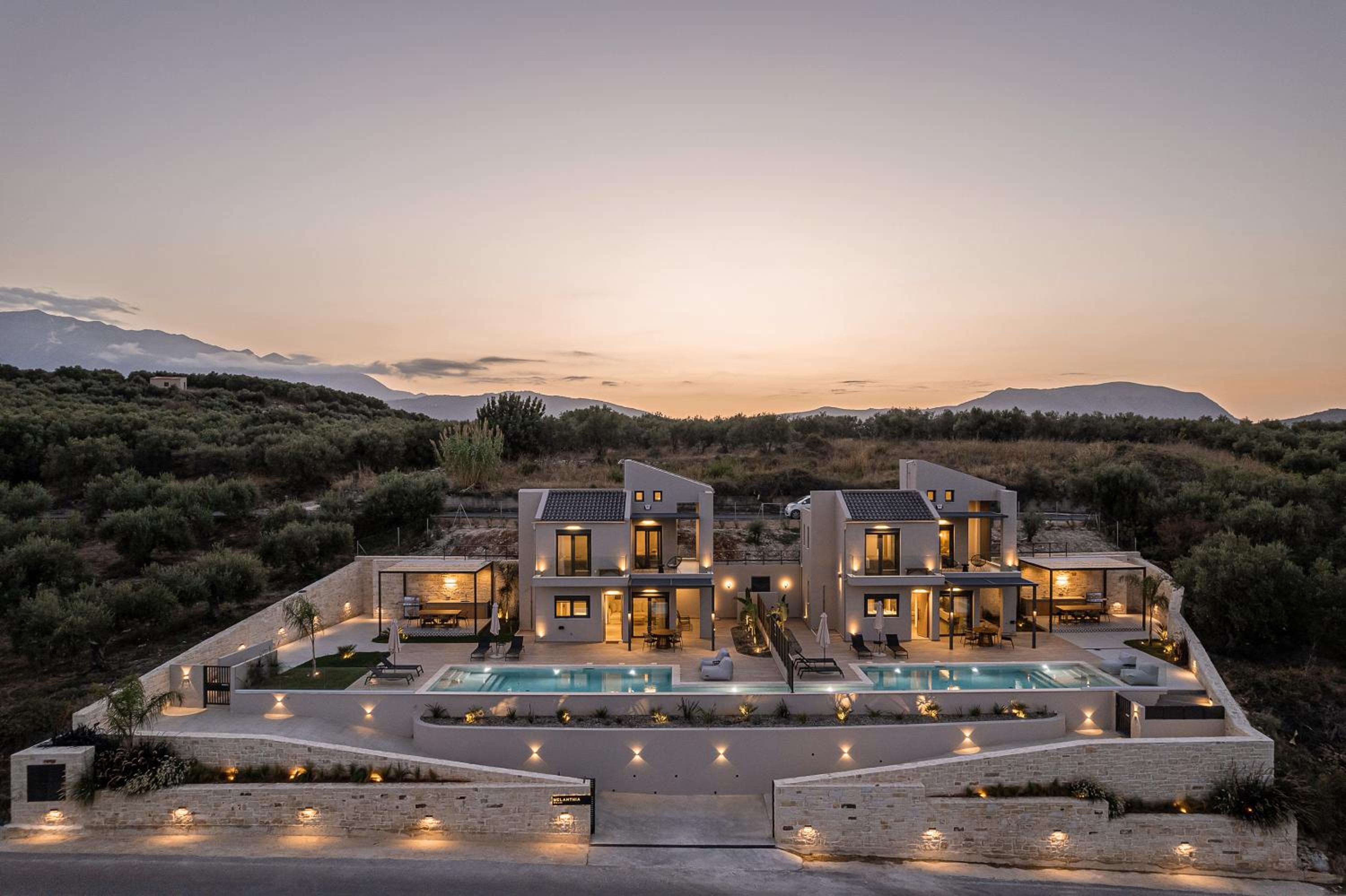 Melanthia Villas
