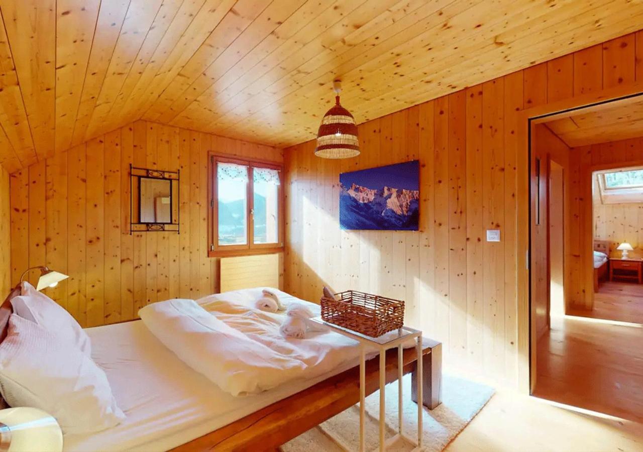 Chalet authentique avec magnifique vue