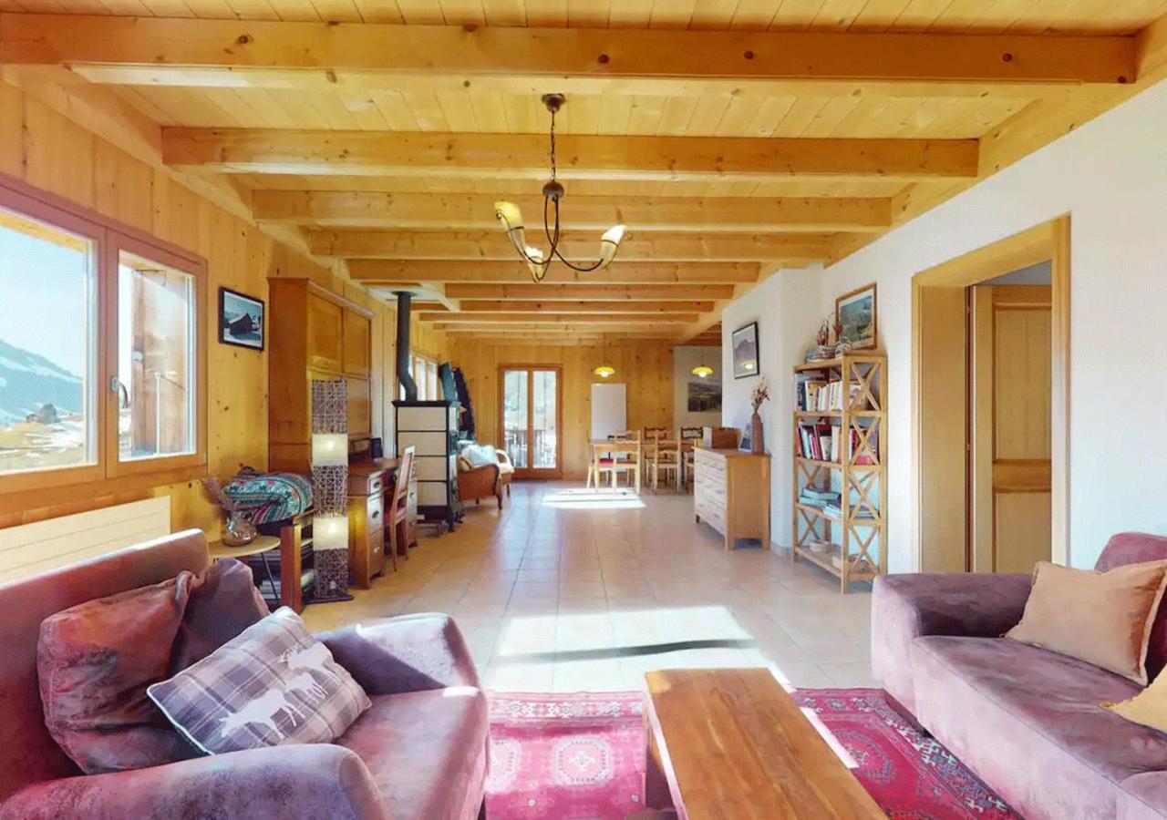 Chalet authentique avec magnifique vue