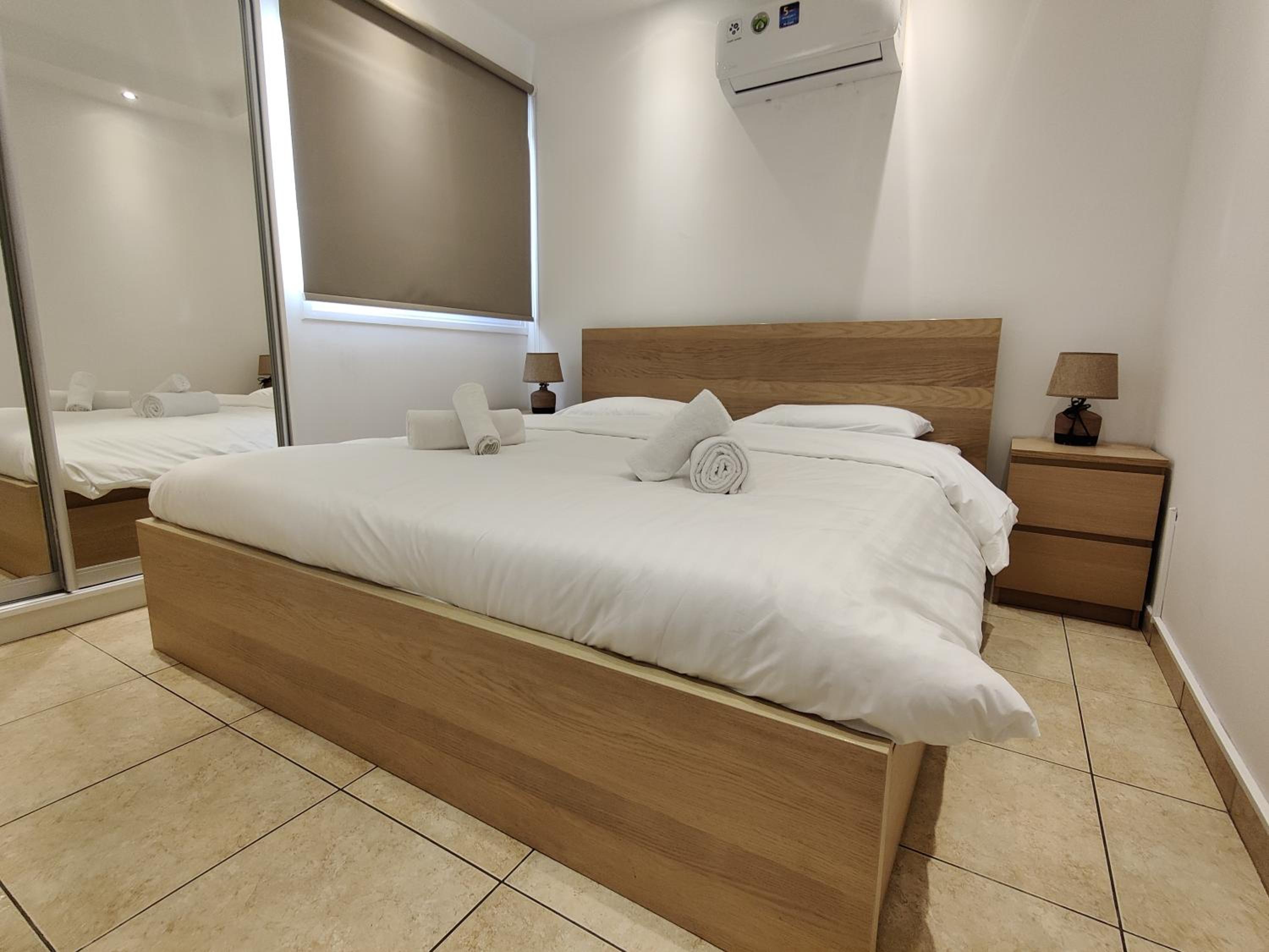 Maestro II Apartment