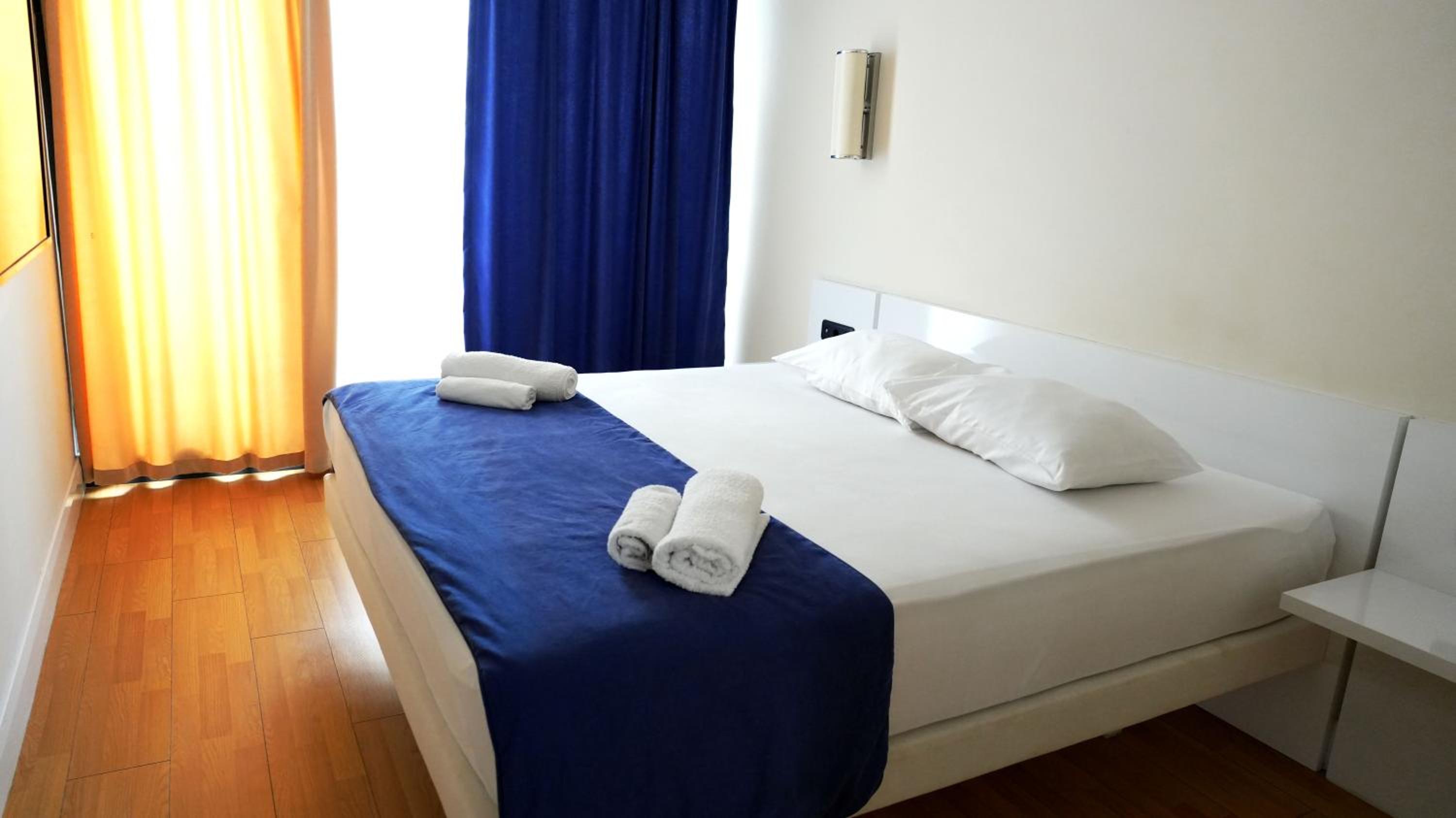 Lux Apart Hotel 555 view 4