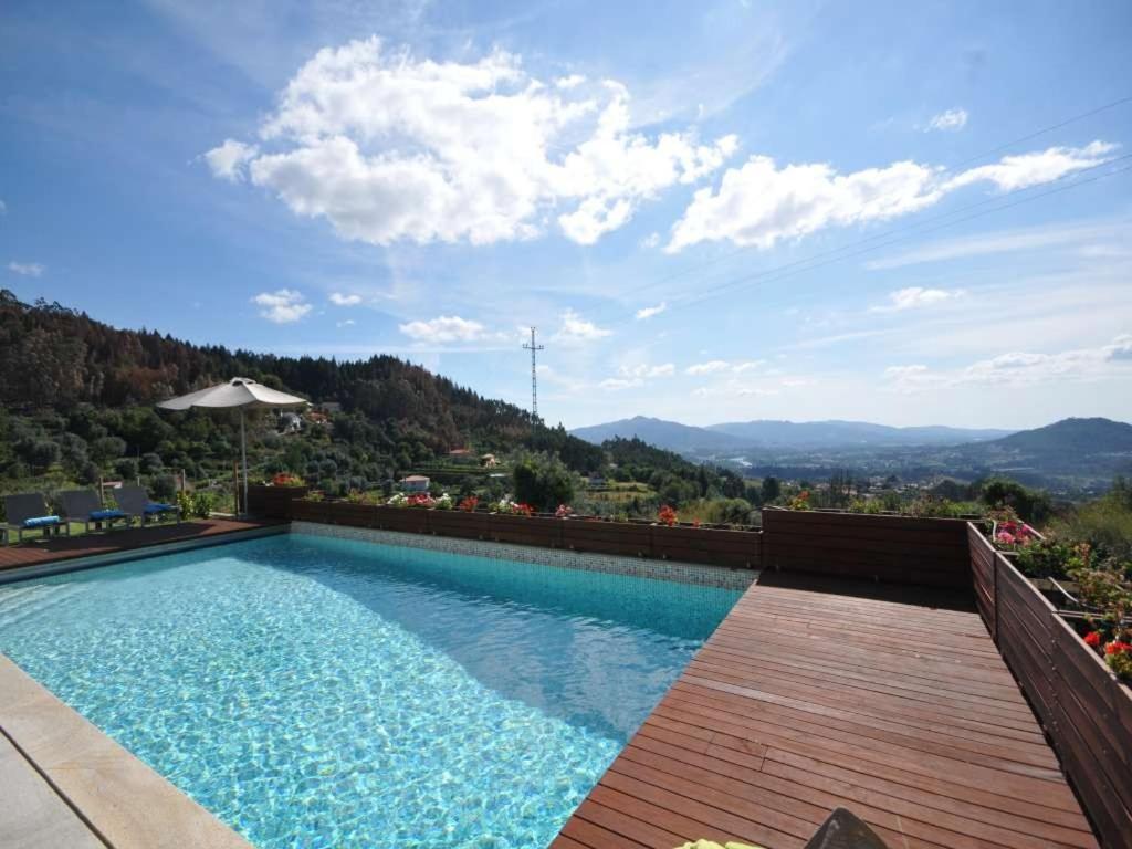 Superb Ponte De Lima Villa 4 Bedrooms Villa Arrincao Sauna view 5