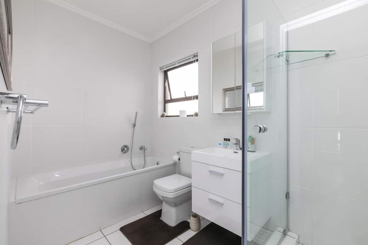 Nova Luxury Suites Fourways