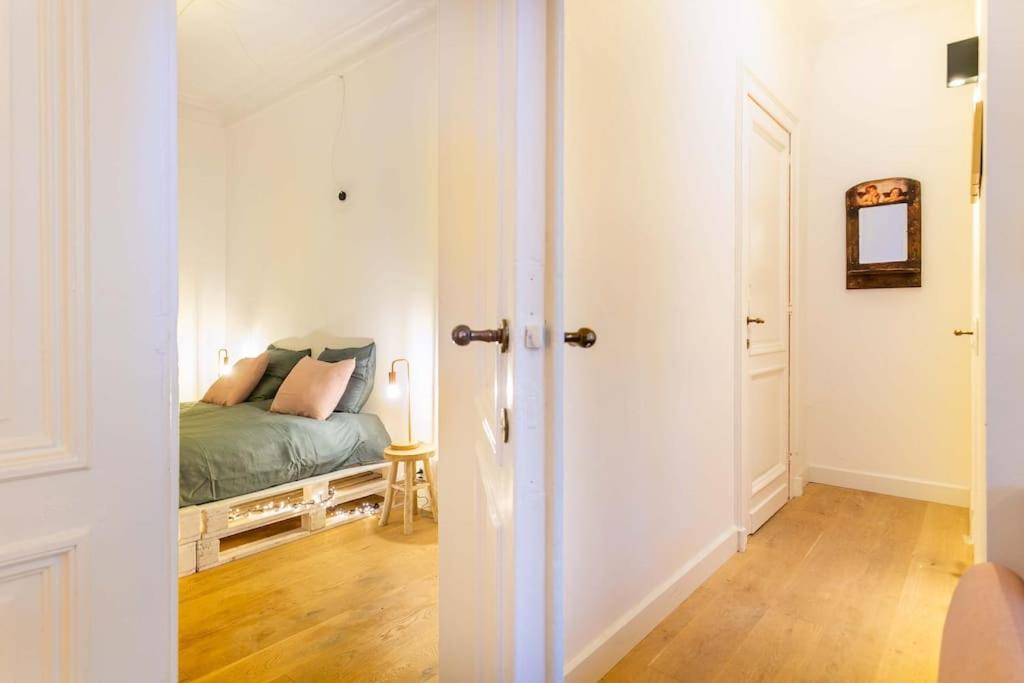 Pink Fairytale-like apartment