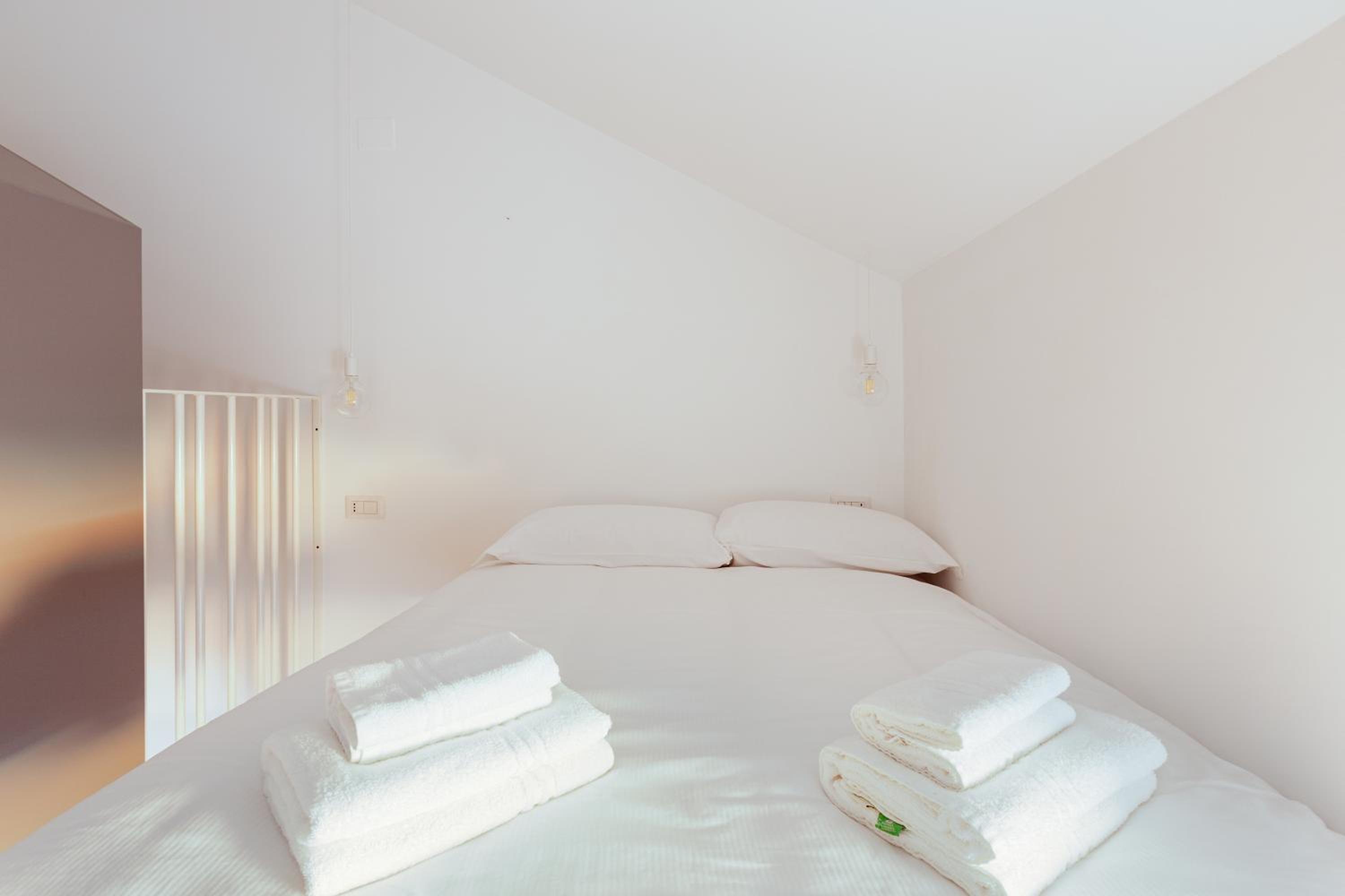 Milan Apartments - 800 m far from Lancetti Station