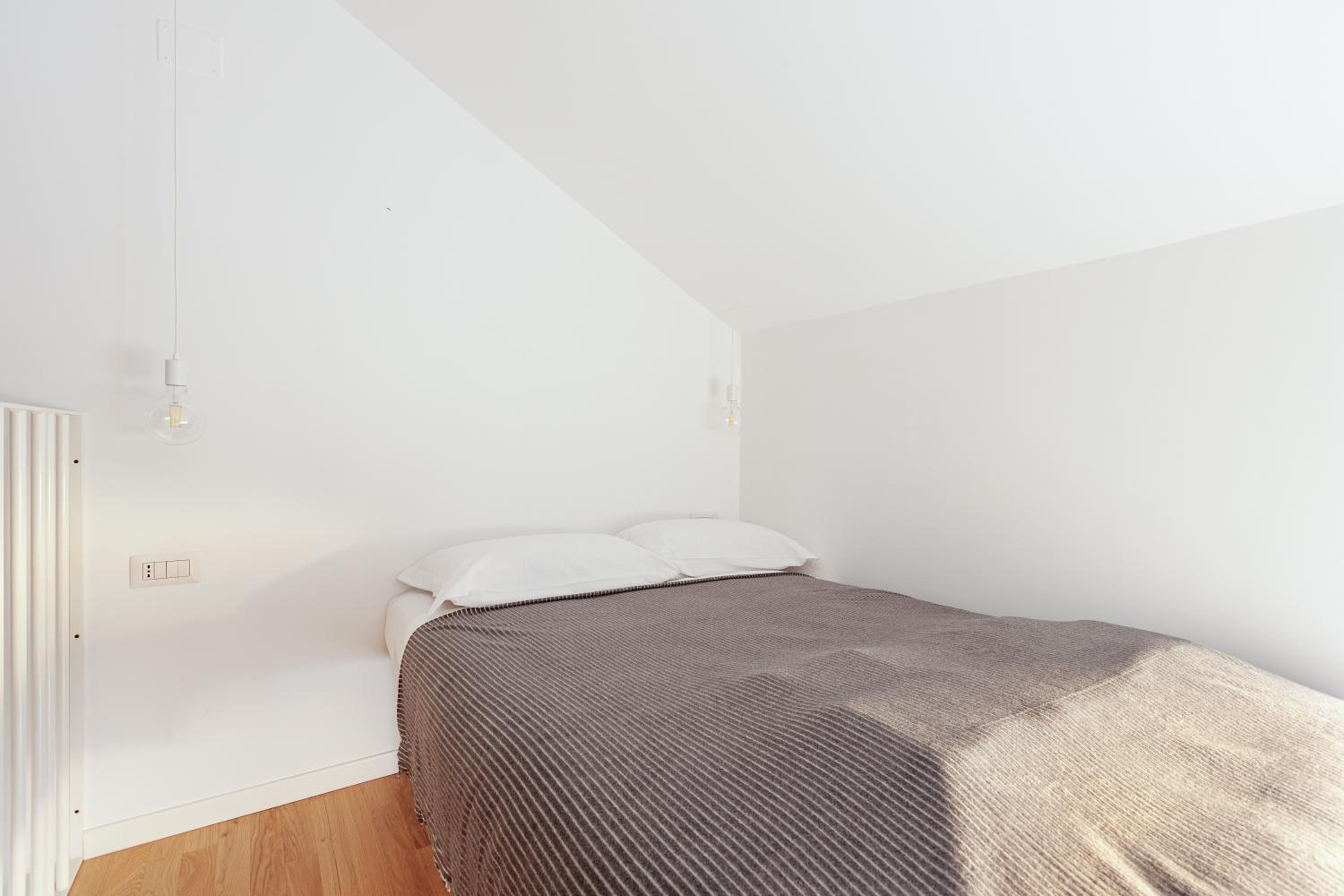 Milan Apartments - 800 m far from Lancetti Station