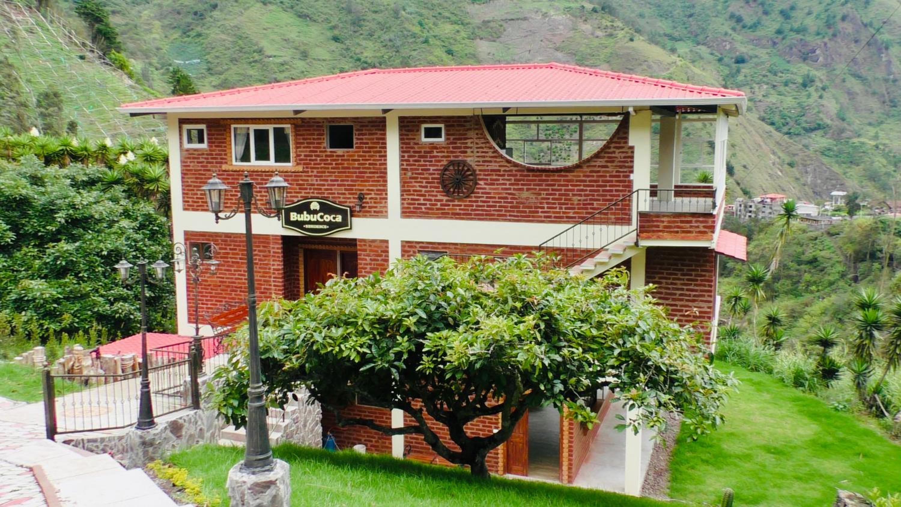 Habitación privada con terraza panorámica, cocina, parqueadero
