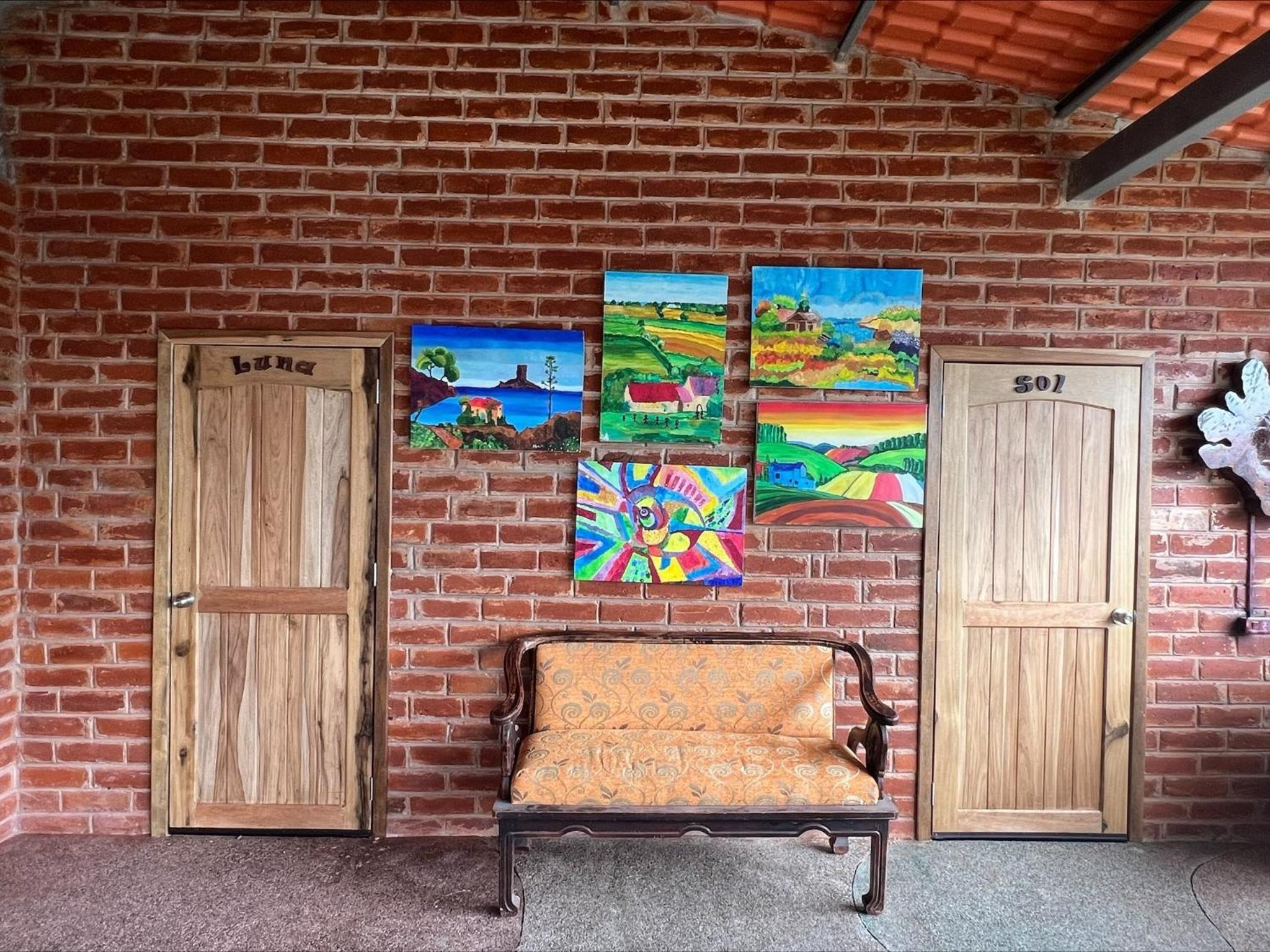 Habitación privada con terraza panorámica, cocina, parqueadero