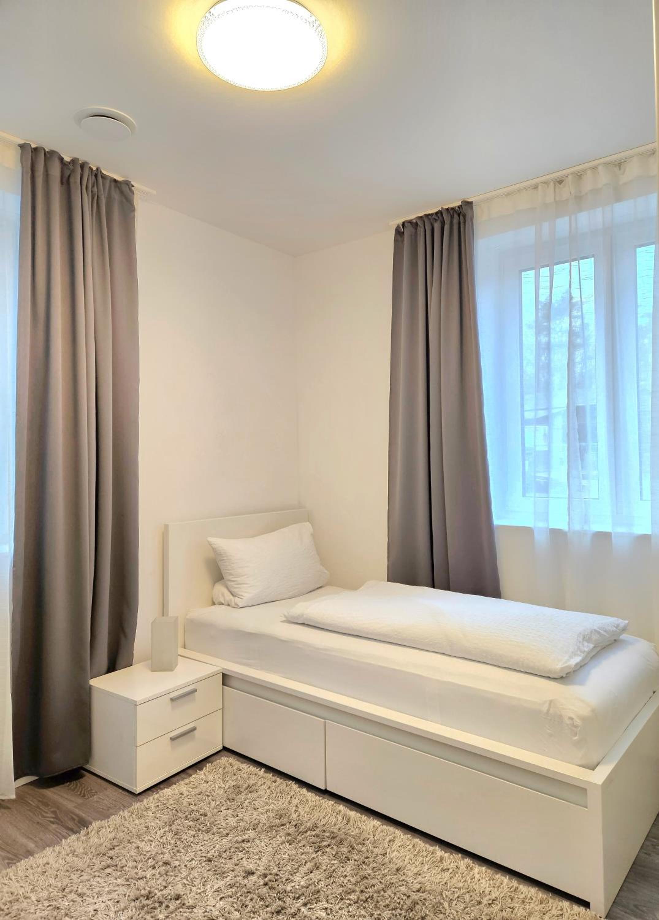 Schneider Apartments