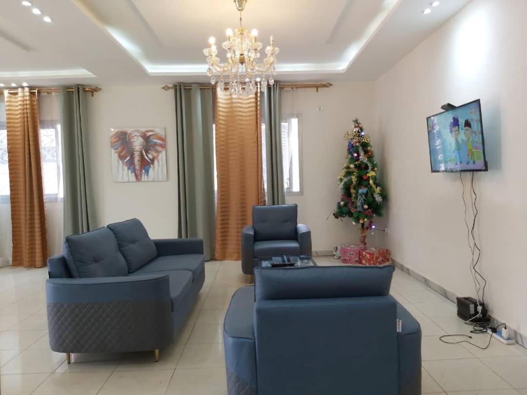 Villa KELIA Biyem-Assi Acacias
