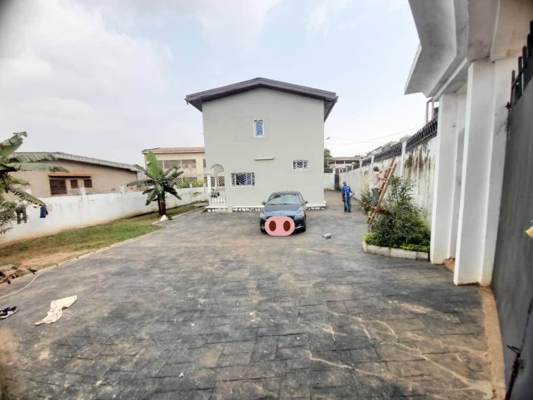 Villa KELIA Biyem-Assi Acacias