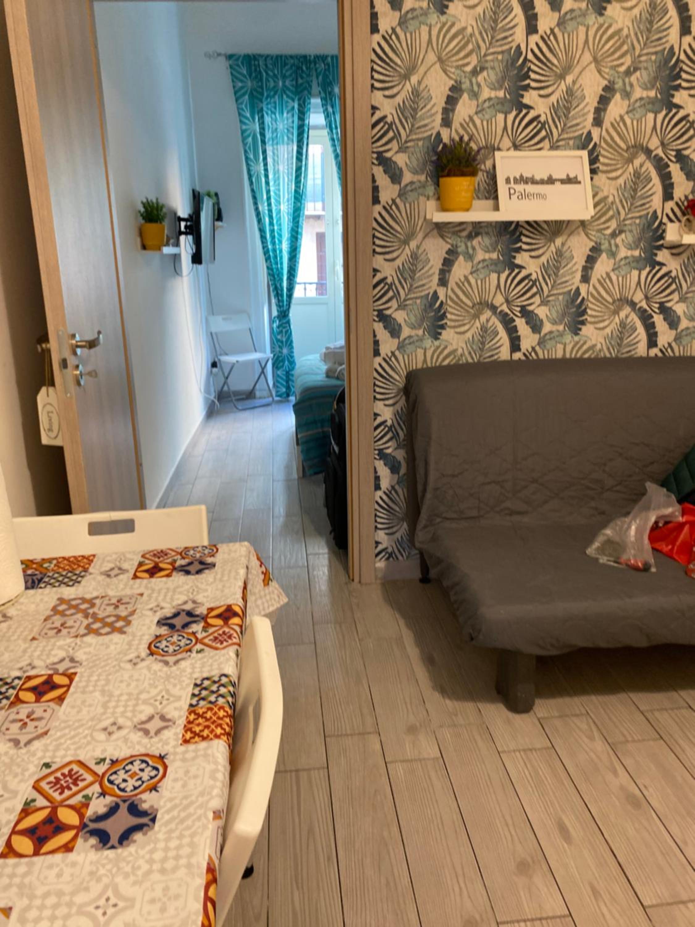 hotel room