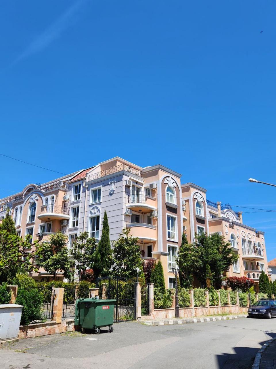 MARINA Apartments
