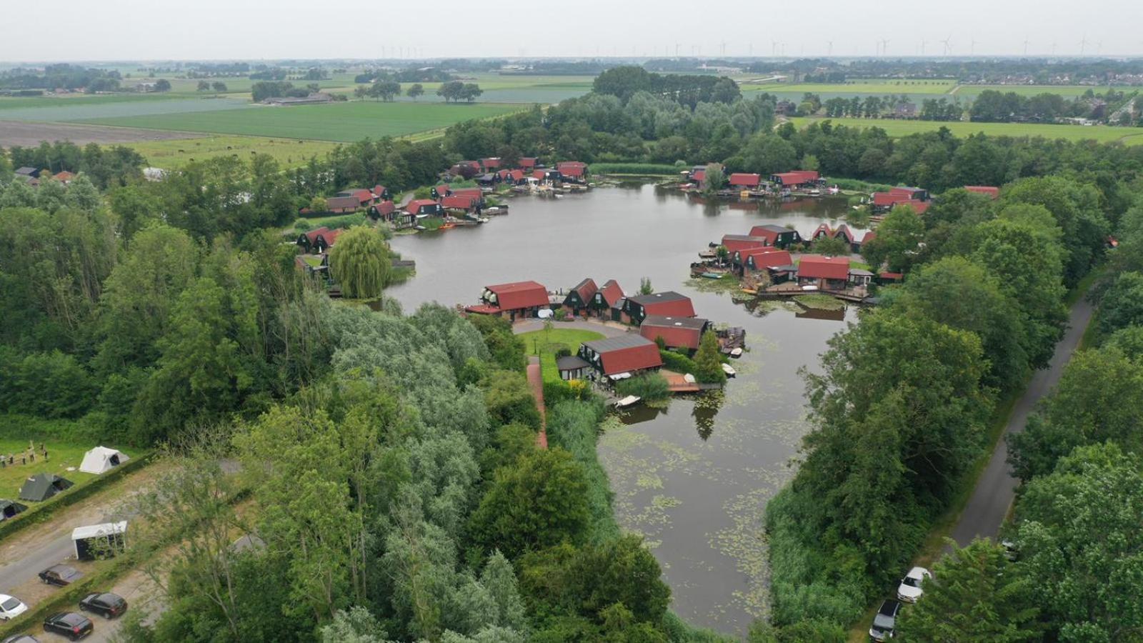 Lakeside Cottage De Rijd