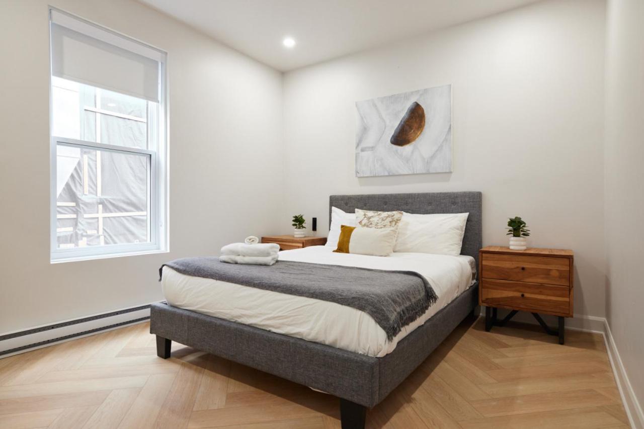 Chic 2 Bedroom apartment in Le Plateau by Denstays