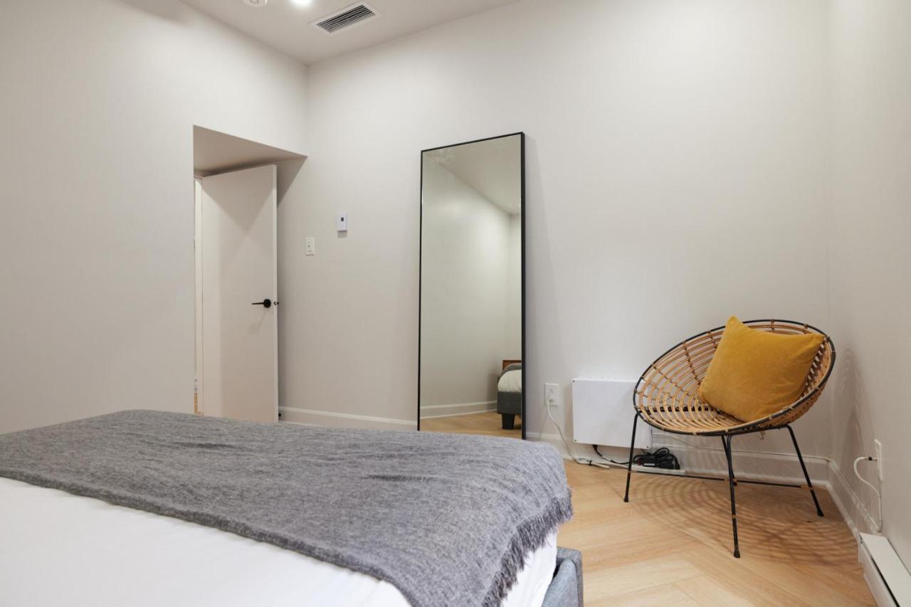 Chic 2 Bedroom apartment in Le Plateau by Denstays