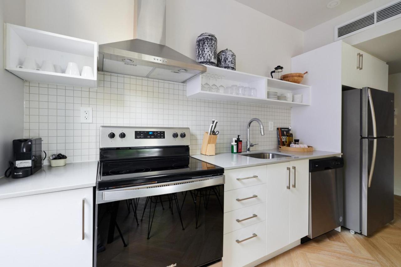 New and Cozy 3 bedroom in Le Plateau by Denstays