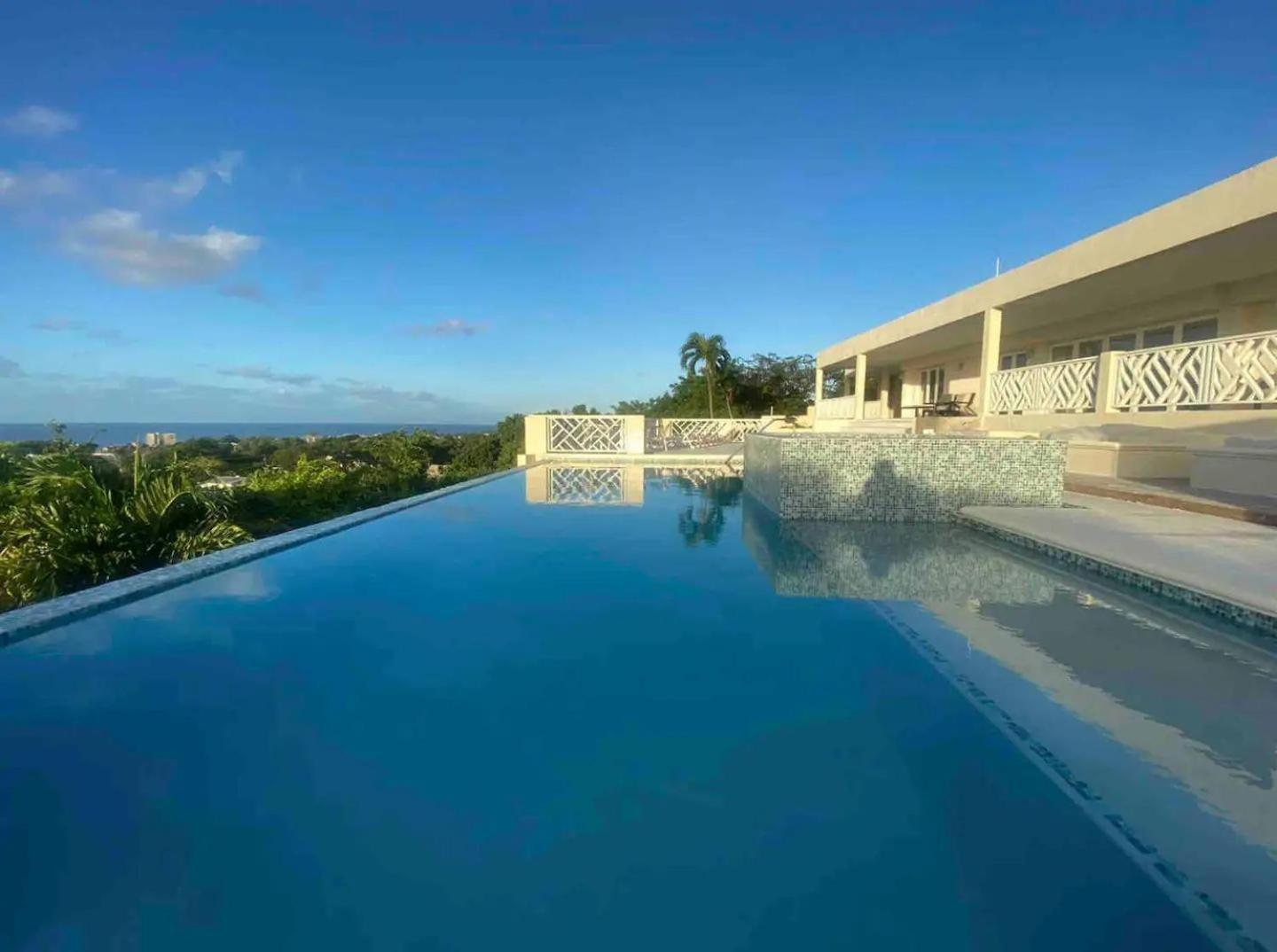 Luxury 4 Bed Villa in Barbados with amazing views