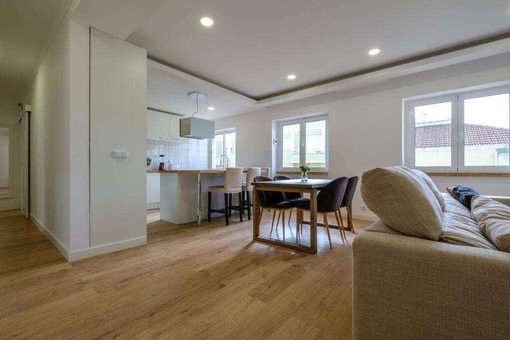 Apartamento T3 em Lisboa/ Queluz view 4
