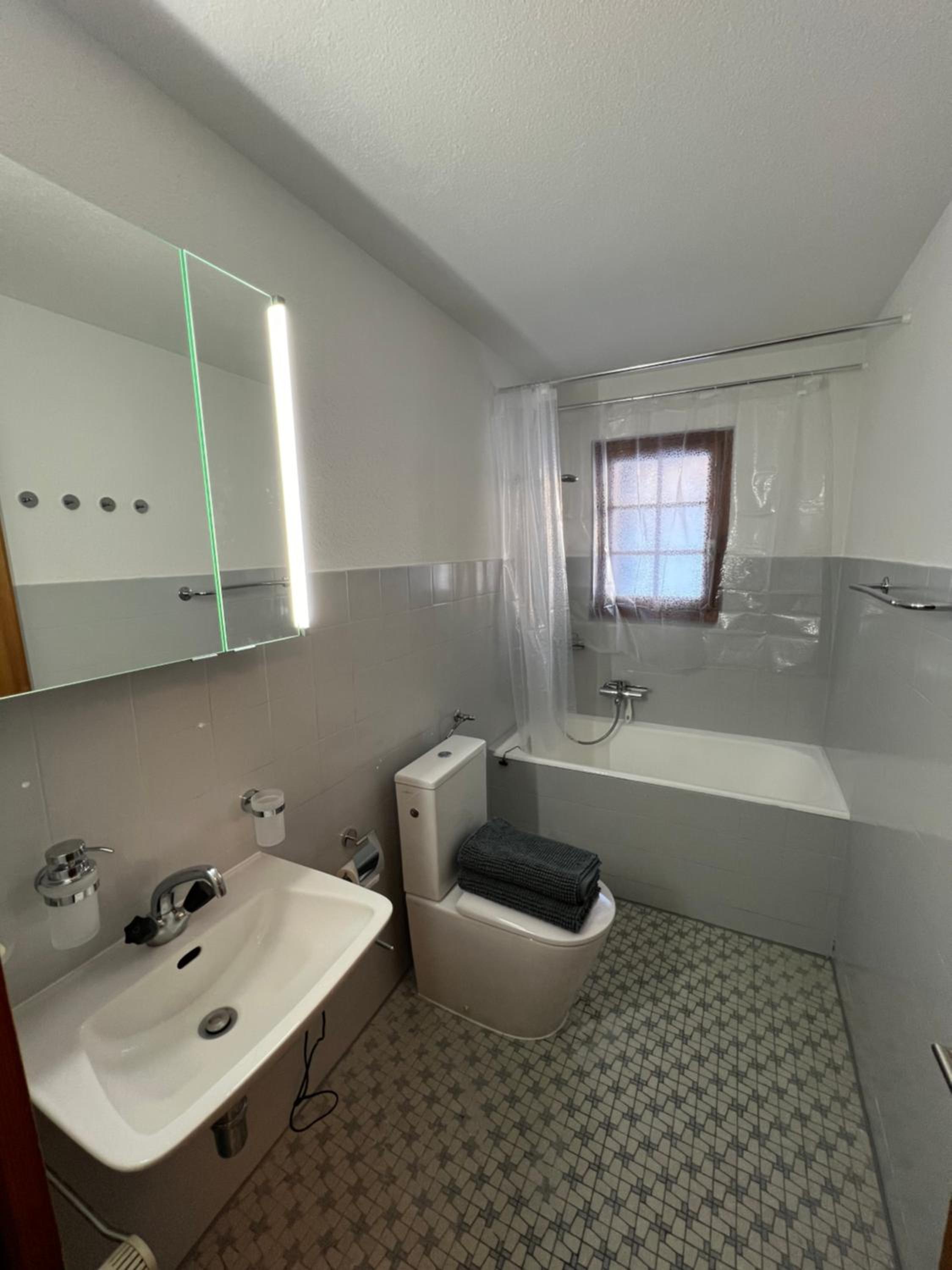 Cosy studio for 4 near ski lift, CRETES B24