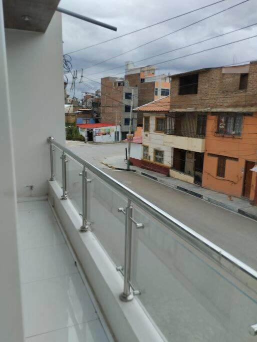 Departamento a 5 minutos del centro de Huancayo view 3