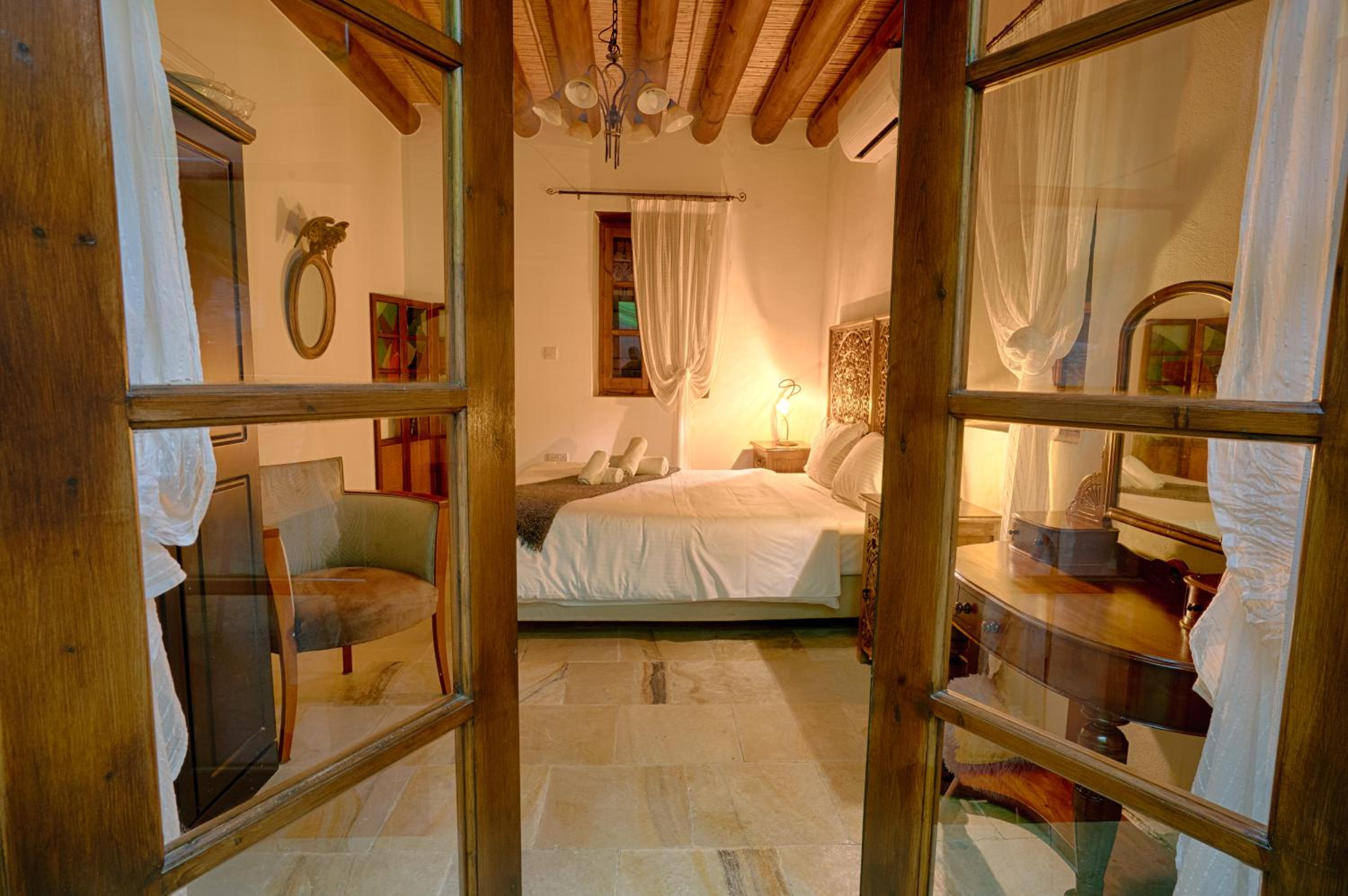 Oinoessa Traditional Boutique Guest Houses