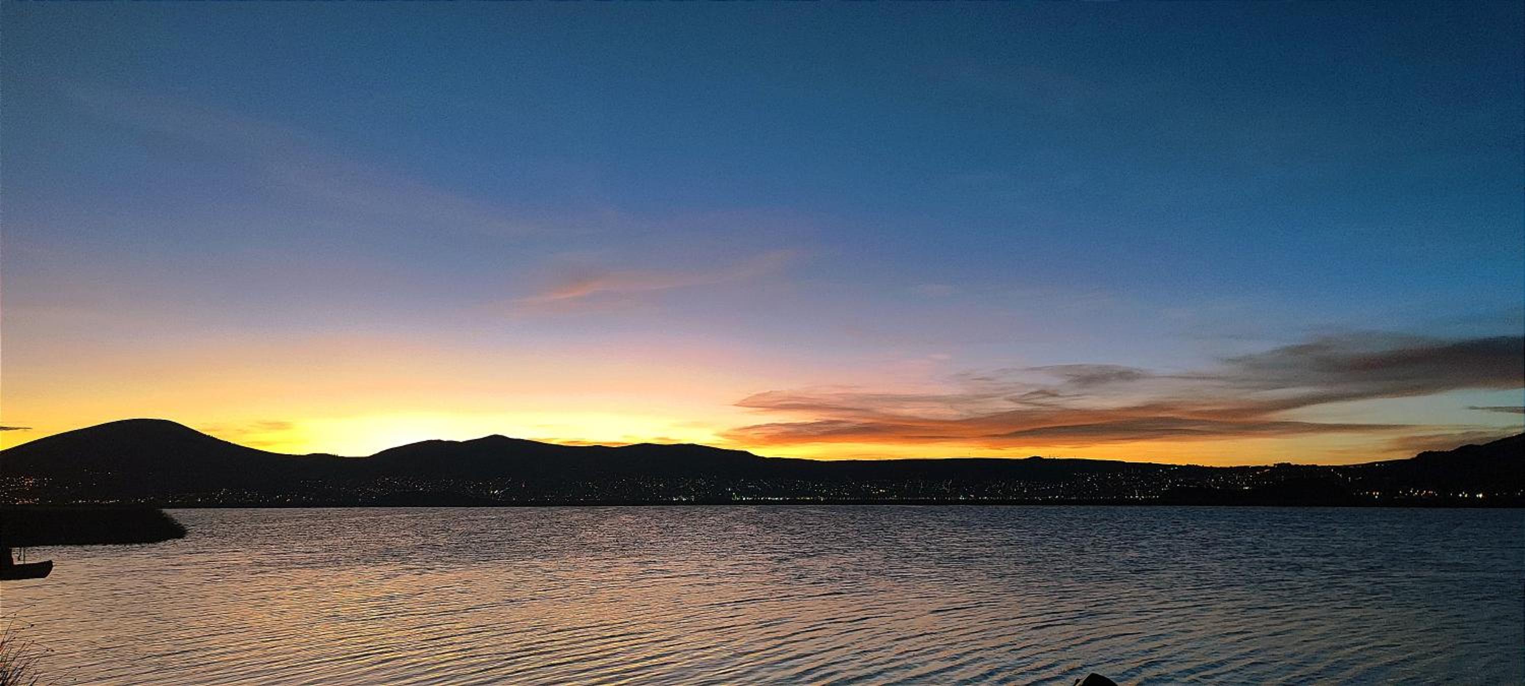 Los Uros vista Ciudad Puno